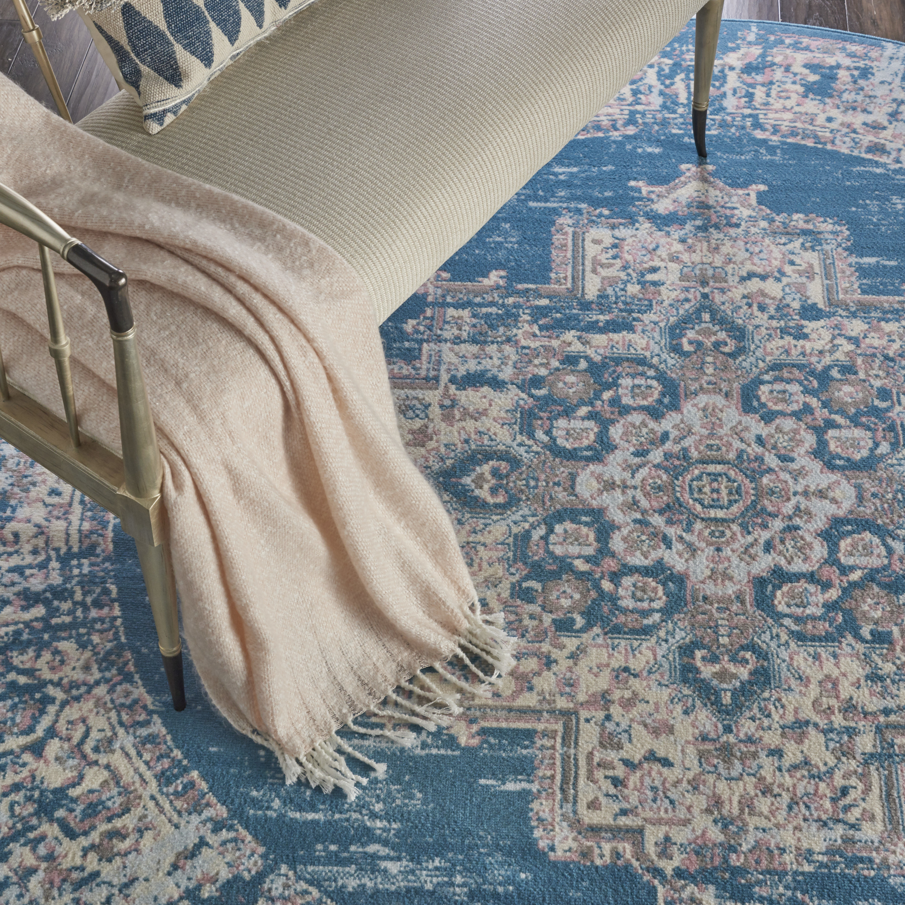 Nourison Grafix 8' x Round Blue Vintage Indoor Rug