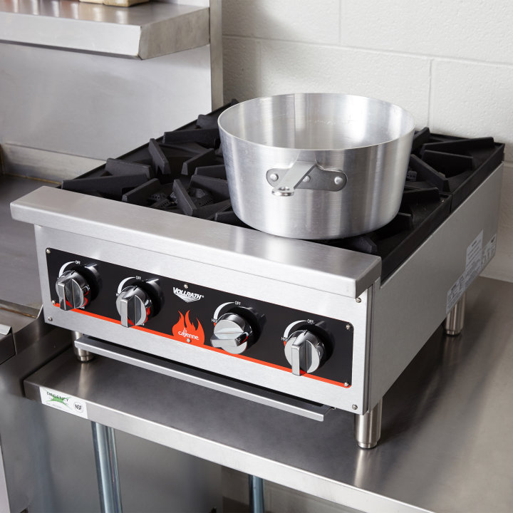 24-inch 4-burner Cayenne® countertop gas hot plate
