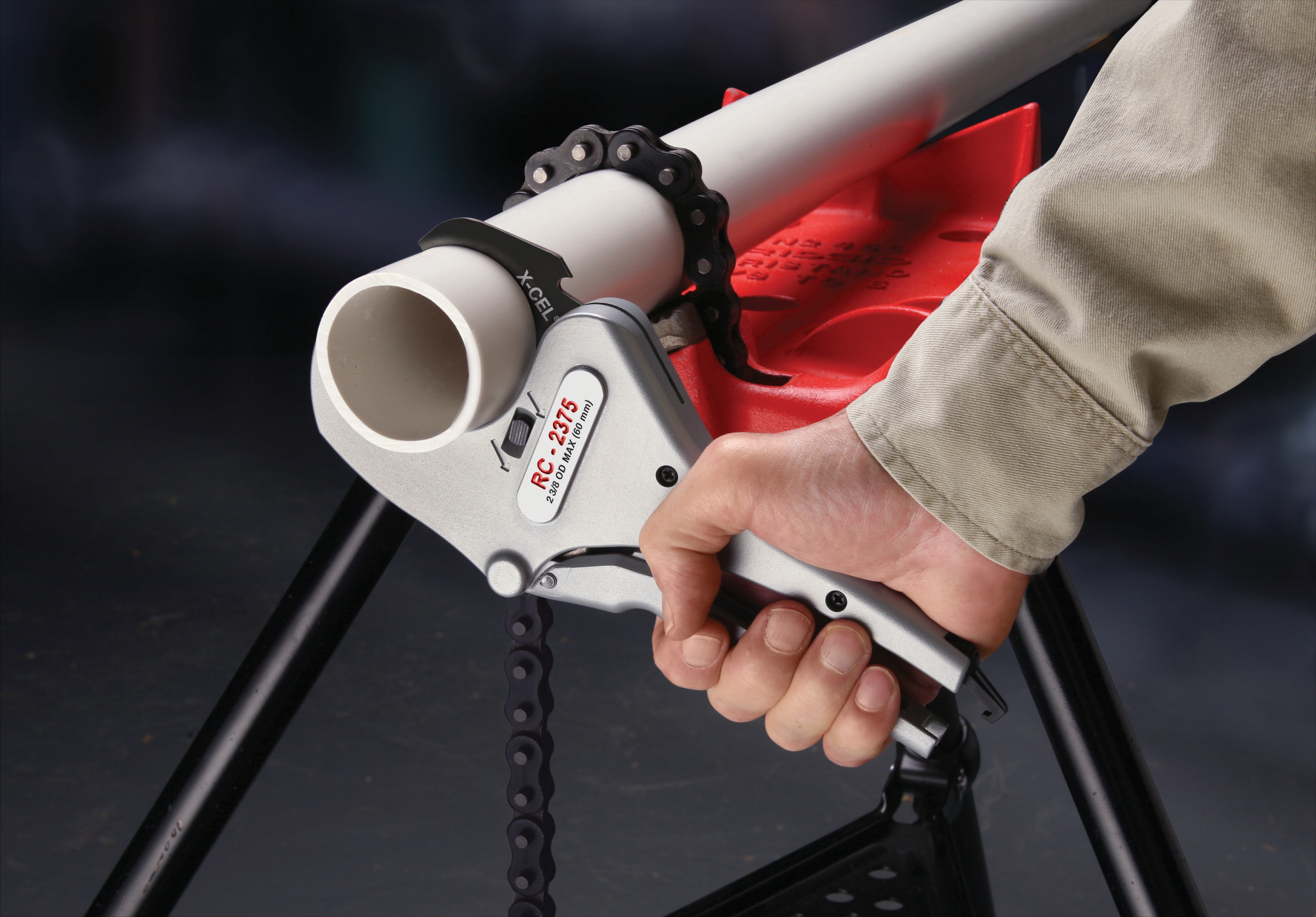 RC-1625 Ratchet Action Plastic Pipe & Tubing Cutter - Image 5