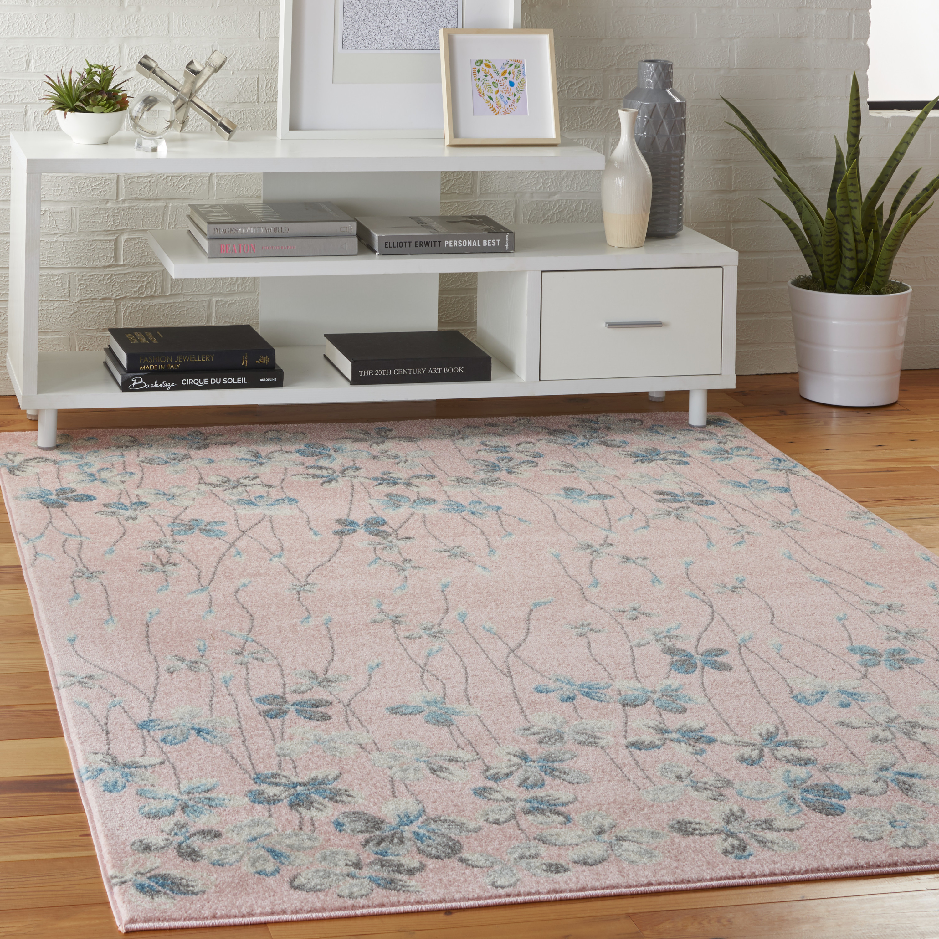 Nourison Tranquil 5'3" x 7'3" Pink Contemporary Indoor Rug