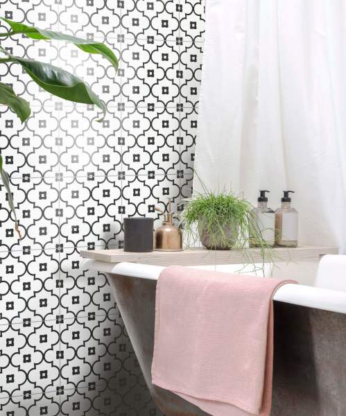 cement | moroccan 2 petite arabesque | white + black 