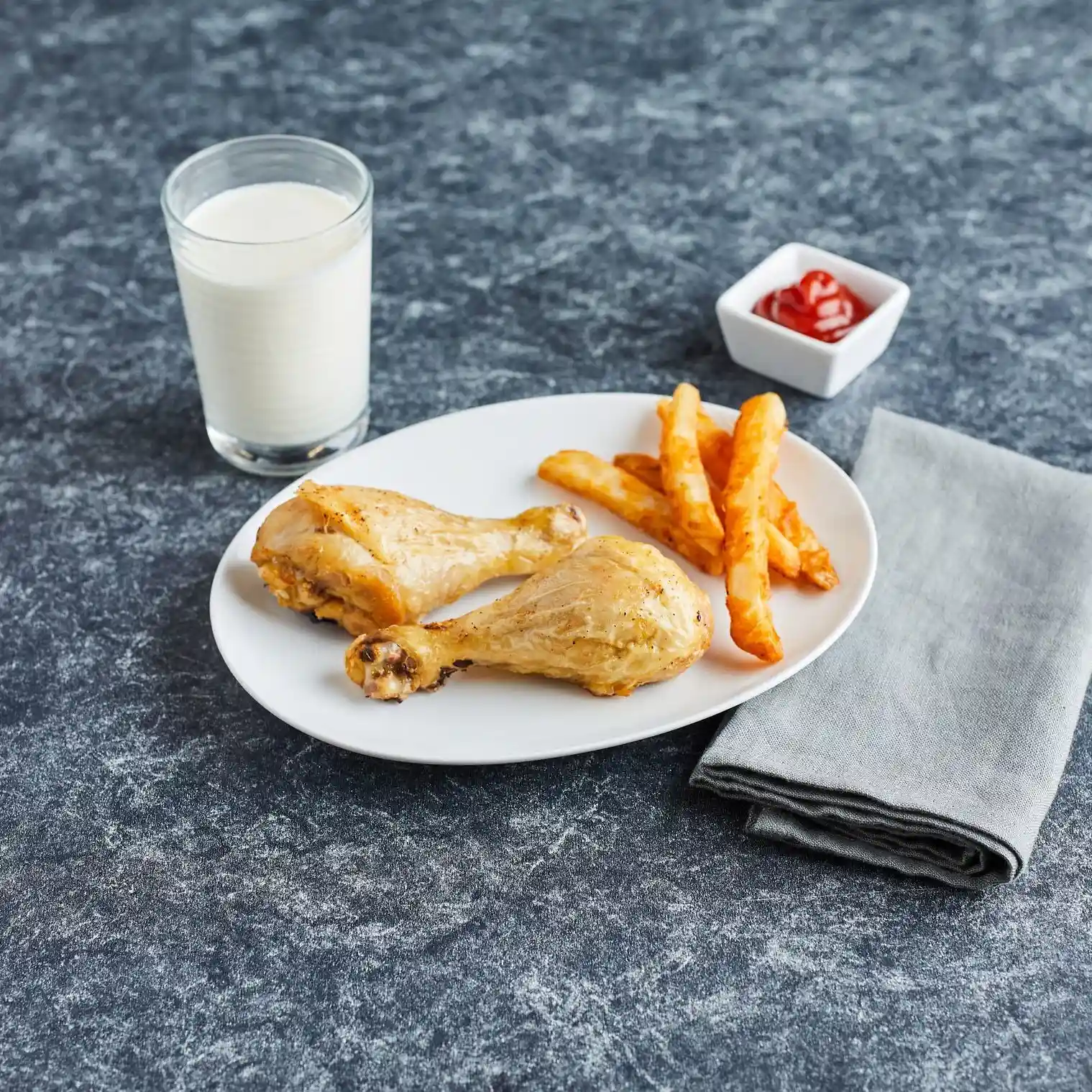 Tyson® Uncooked Unbreaded Chicken Drumsticks https://images.salsify.com/image/upload/s--ng3ZFWyA--/q_25/qglk1mhvzdwbn1cpvzw1.webp
