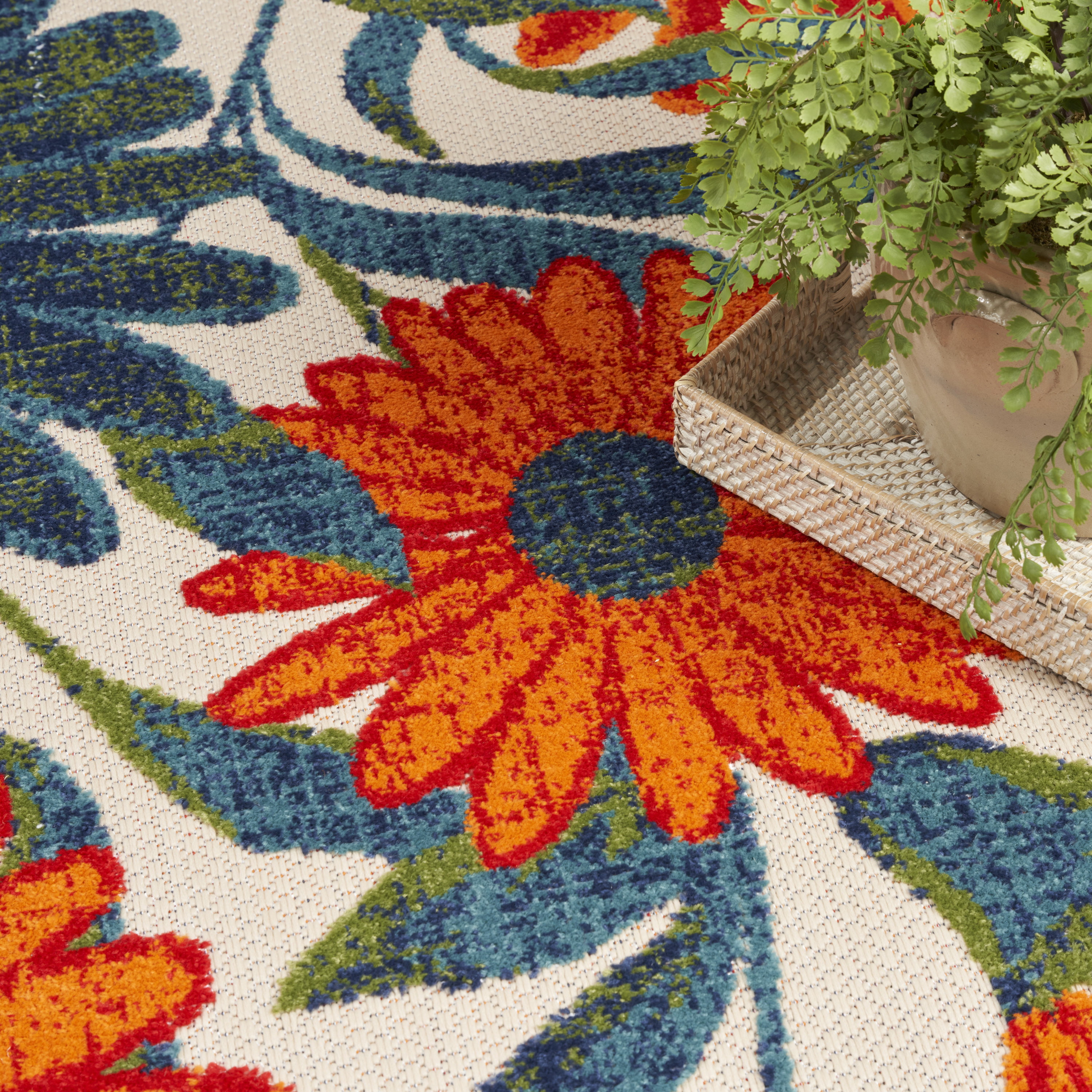 Nourison Aloha 6' x 9' Ivory Multicolor Outdoor Rug