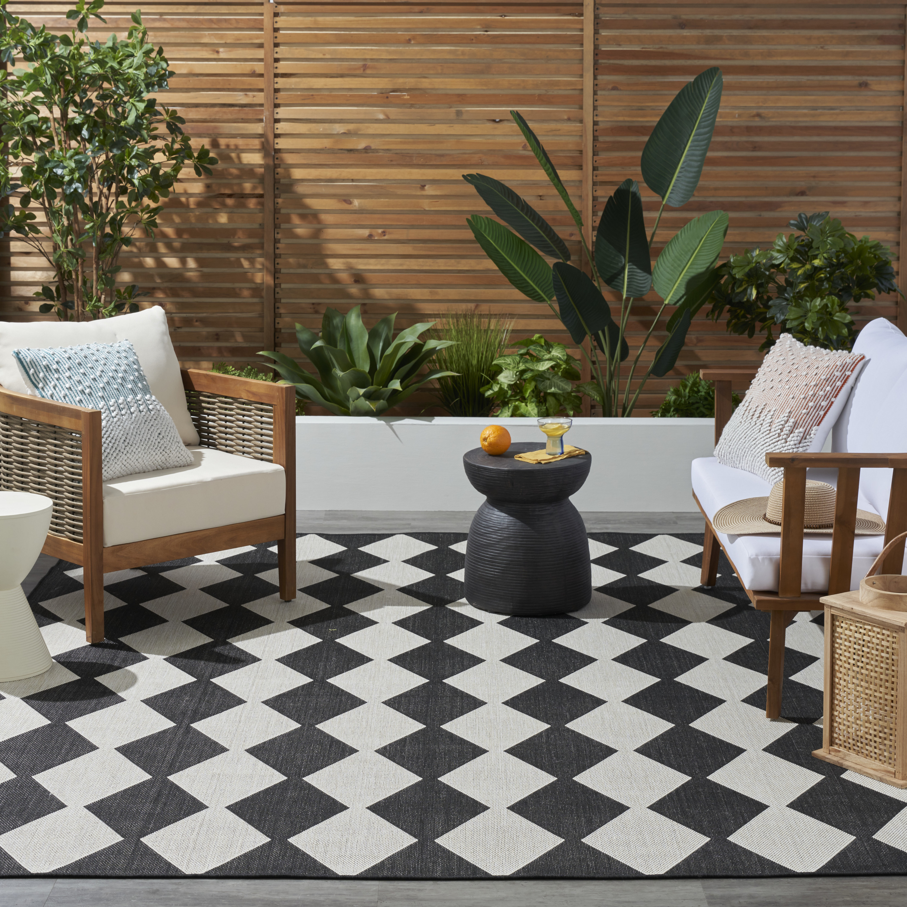 Nourison Positano 8' x 10' Black Modern Rug