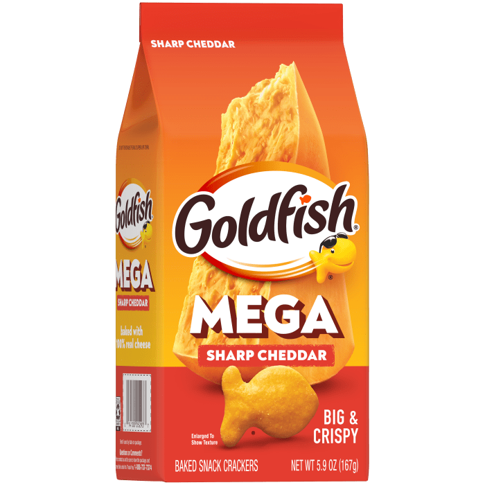 Goldfish® Sharp Cheddar Baked Snack Crackers, 5.9 oz, bag - Left Angle Image