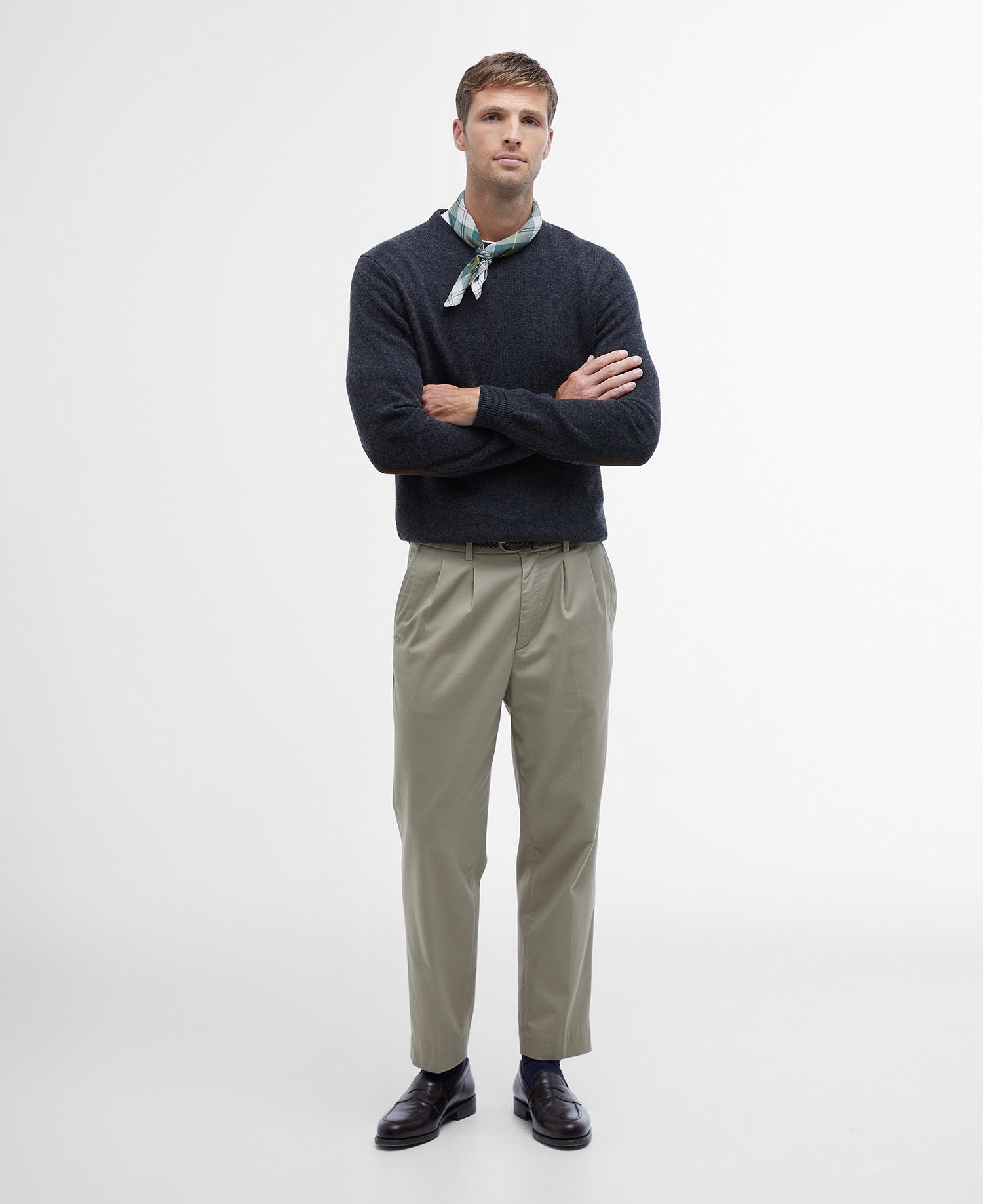Pullover Essential image number 1