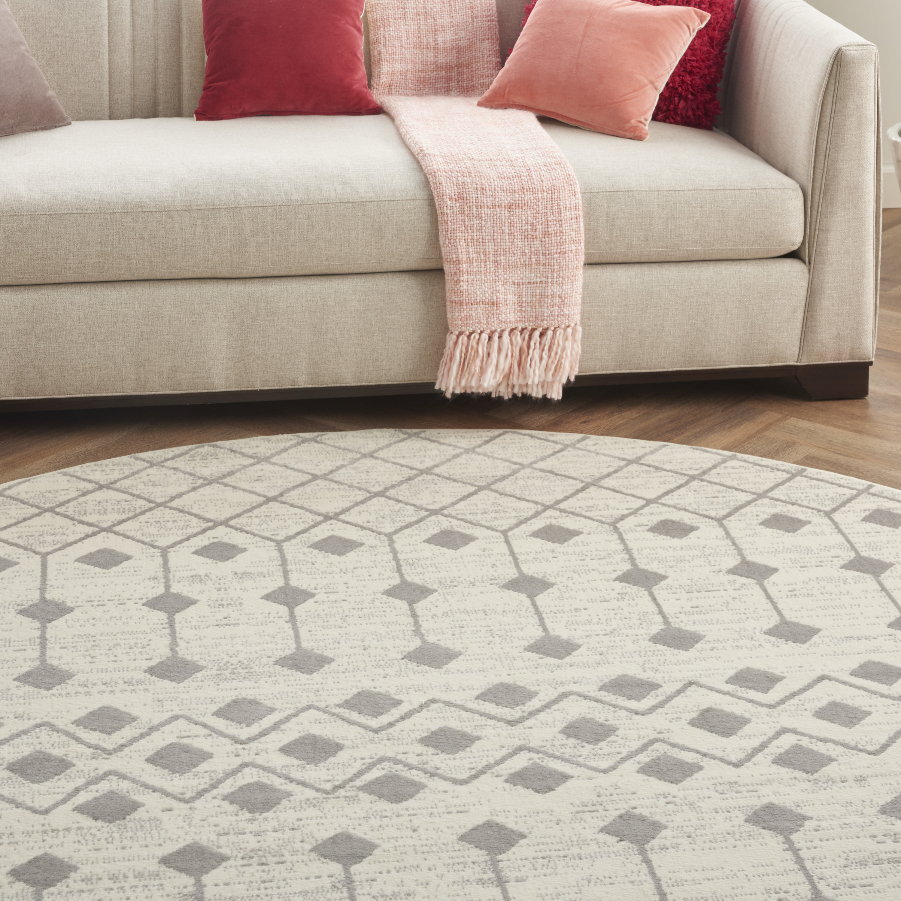 Nourison Grafix 8' x Round Ivory/Grey Bohemian Indoor Rug