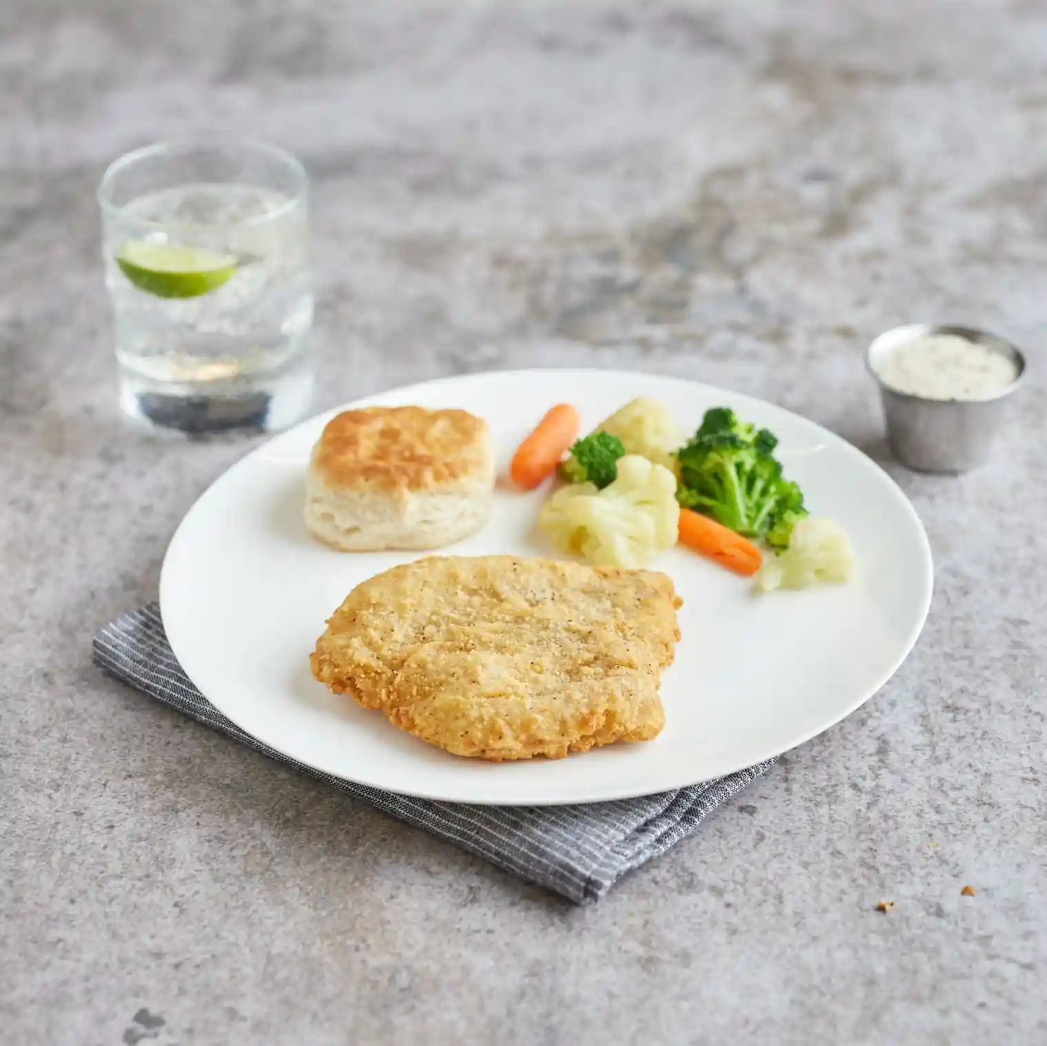 AdvancePierre® Gold Label Exclusive Cut® The NATURAL Whole Muscle Raw Breaded Cubed Country Fried Beef Steak Fritters, 4 oz https://images.salsify.com/image/upload/s--yENgsyIE--/q_25/rbanlgtmaegvmhxkcupa.webp