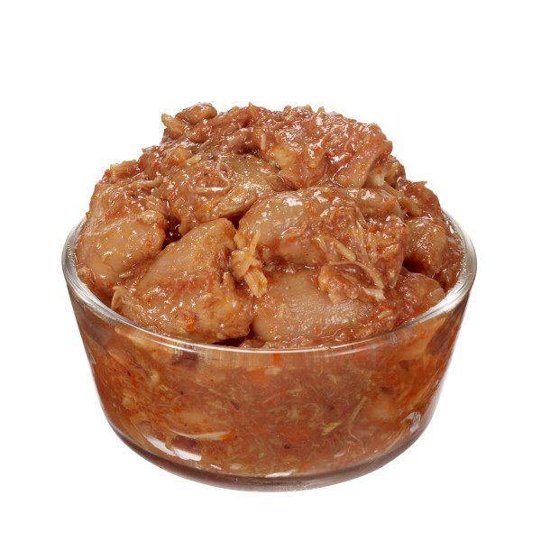 SAUCY BLUES(r) BBQ Shredded Chicken, 2/5 lb . C1C0 - Front Center Out of Package (Hi Res)