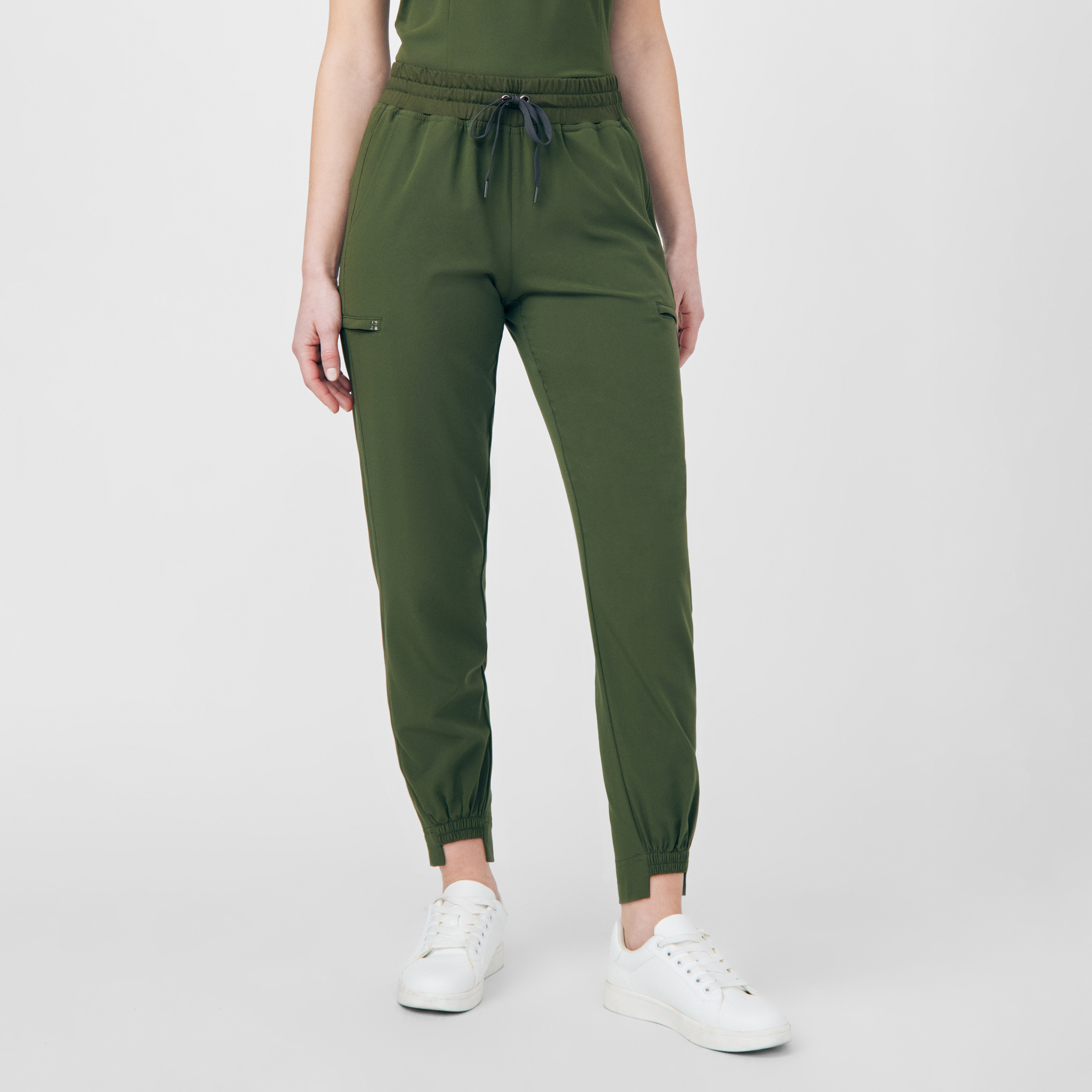 White Cross CRFT WB415 Women‘s Wrinkle Resistant Jogger Scrub Pants with Contouring Side Panels and Zipper Pockets-White Cross