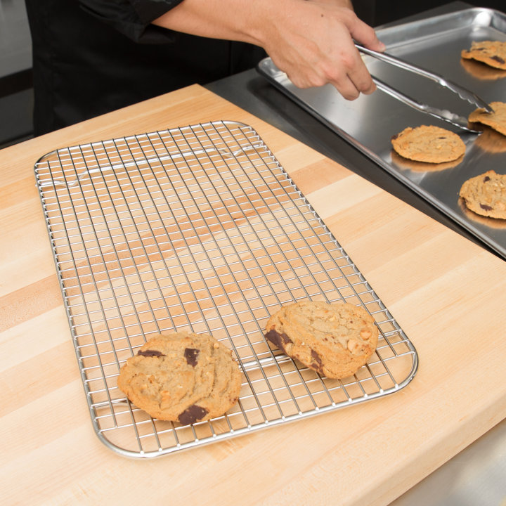 Full-size Super Pan V® stainless steel wire cooling grate