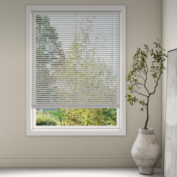 Java 8383 Wood Venetians