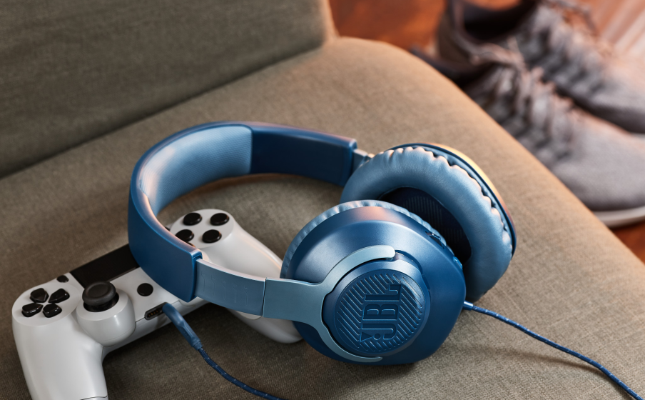 JBL Quantum 100, Kabelgebundenes Over-Ear Gaming Headset mit Klappmikrofon - Bild 10 von 22