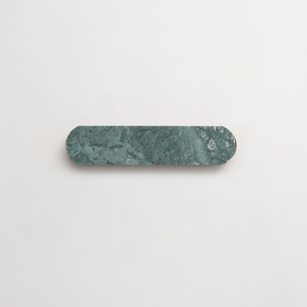 clé lapidary: smooth-cut ovals | oval petit mosaic sheet | honed | verde marble | sample 