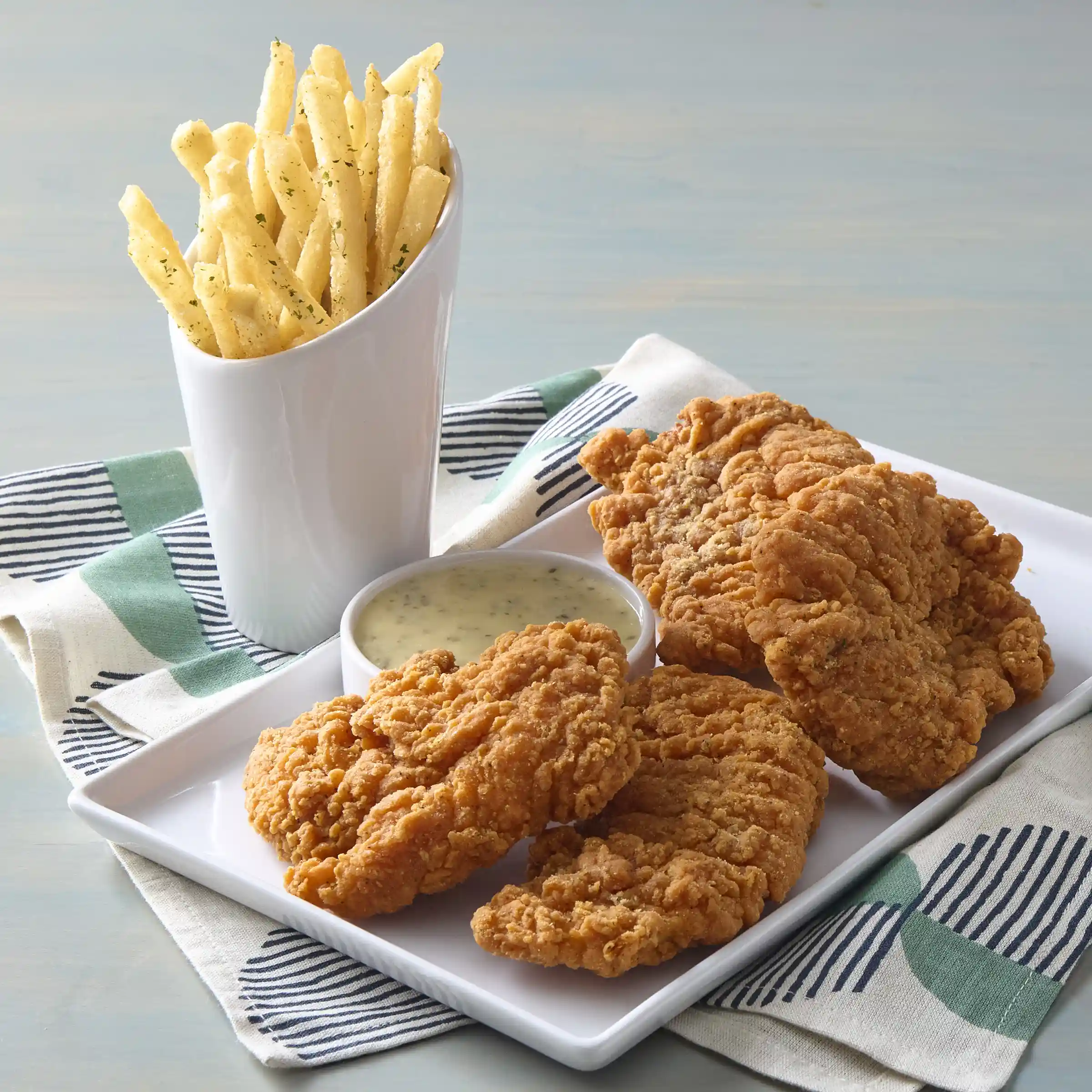 Tyson® Uncooked Hot & Spicy Chicken Tenderloin Fritters https://images.salsify.com/image/upload/s--qHKh2u41--/q_25/747b10bcda6c9329499c513bcce9d33828f33d50.webp