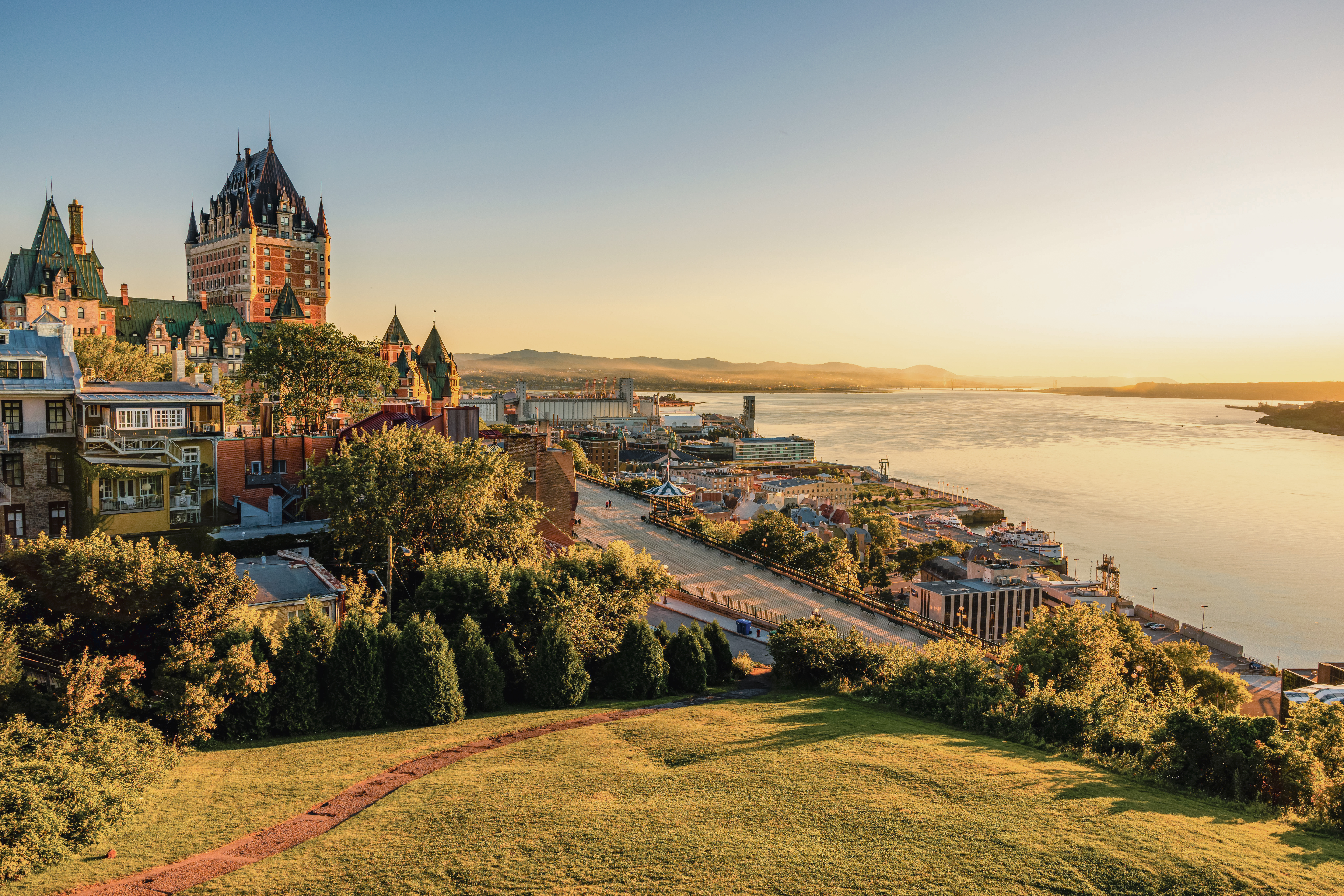 Reykjavik → Quebec City (23 nights)