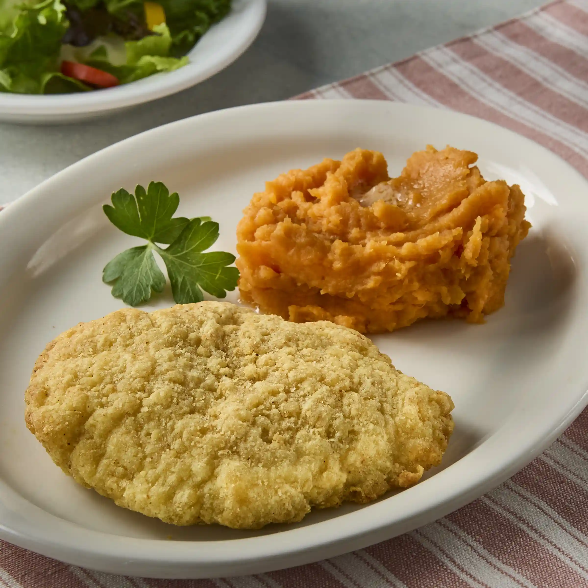 Tyson Red Label® Uncooked Golden Crispy Select Cut Chicken Breast Filet Fritters, 4 oz._image_1