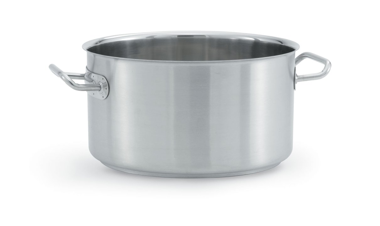 33-quart Intrigue® stainless steel sauce pot in mirror finish