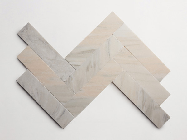 lapidary: girata | blade | pink/grey | tumbled 