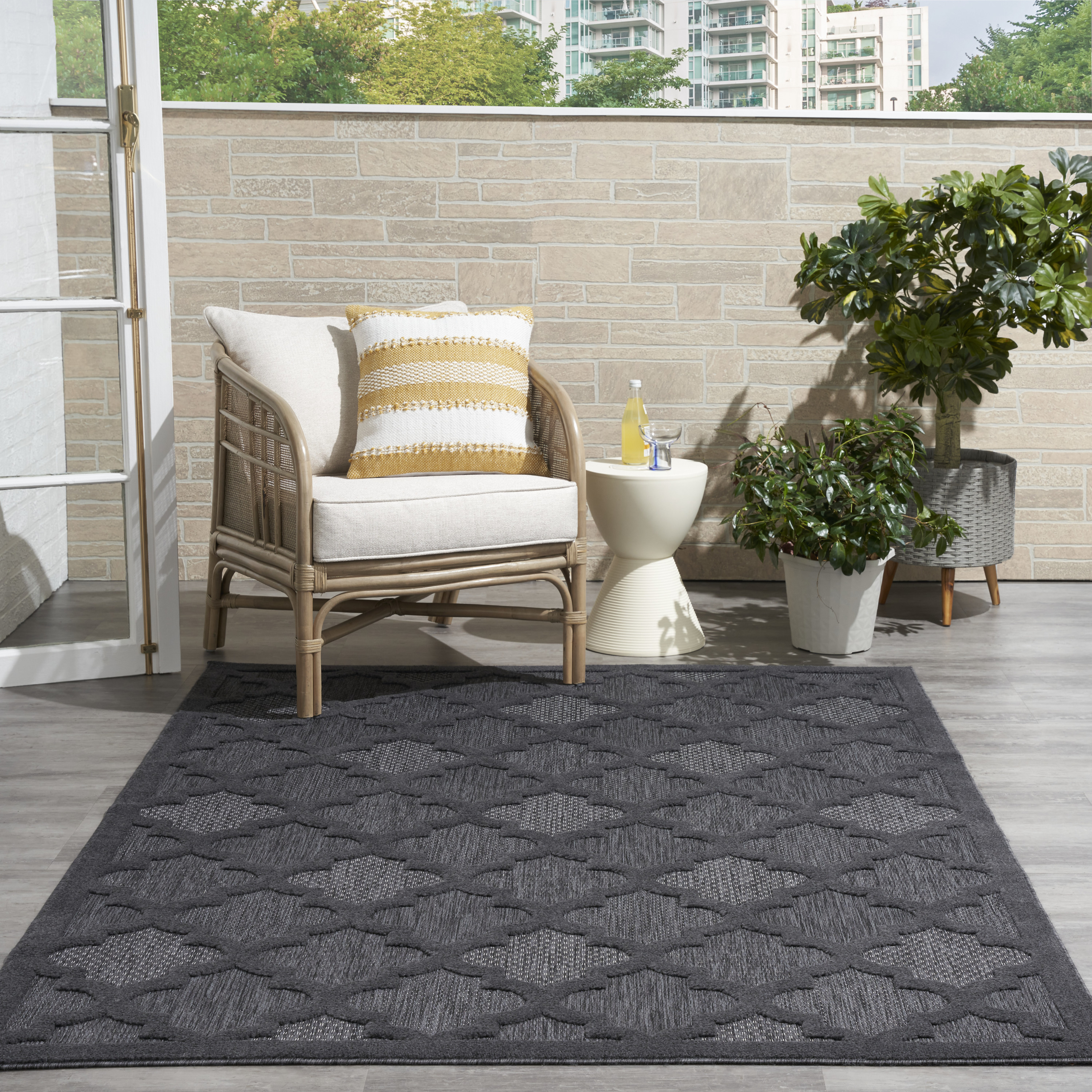 Nourison Easy Care 6' x 9' Charcoal Black Modern Rug