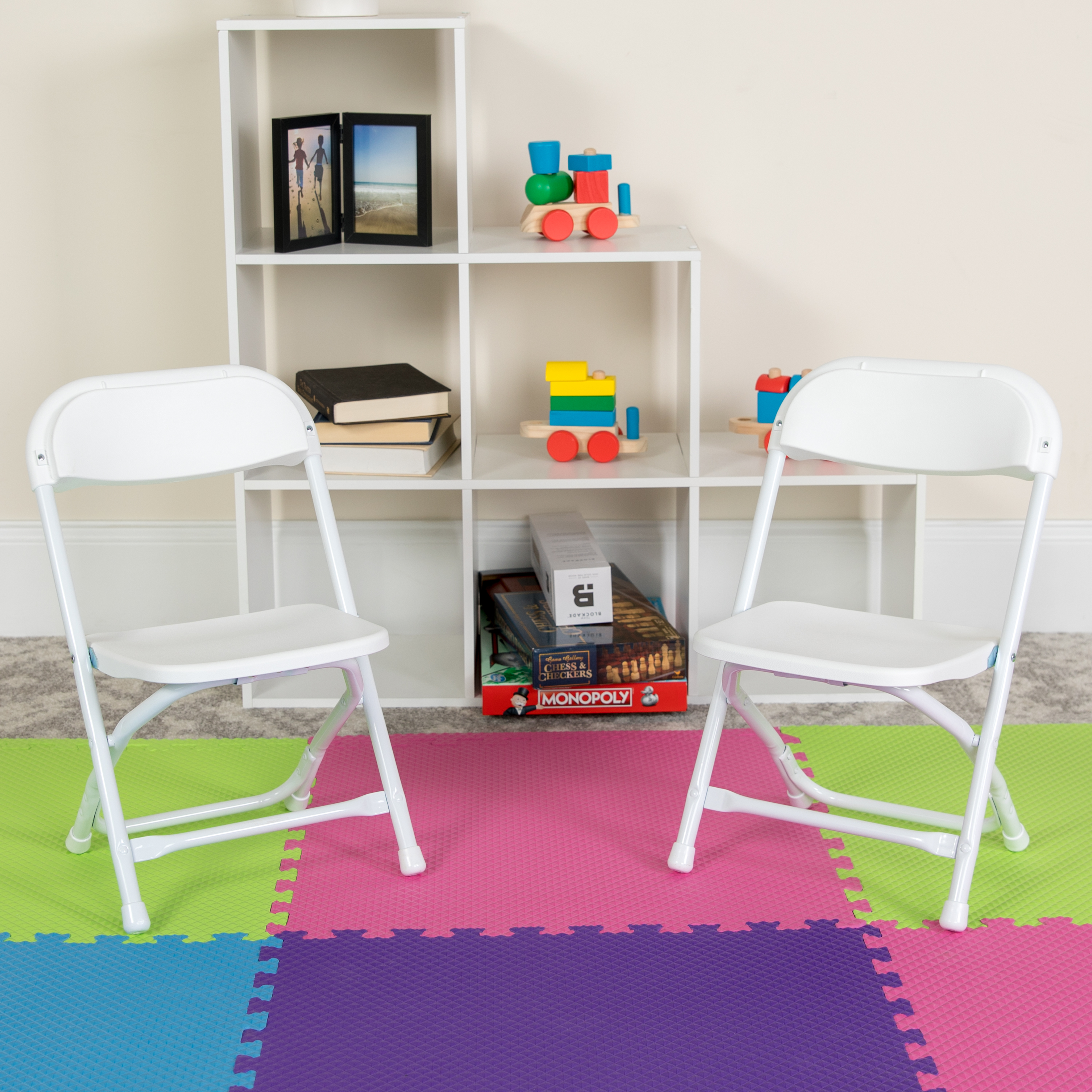 Pack de 2 sillas plegables de plástico blanco para niños - Imagen 32 de 63