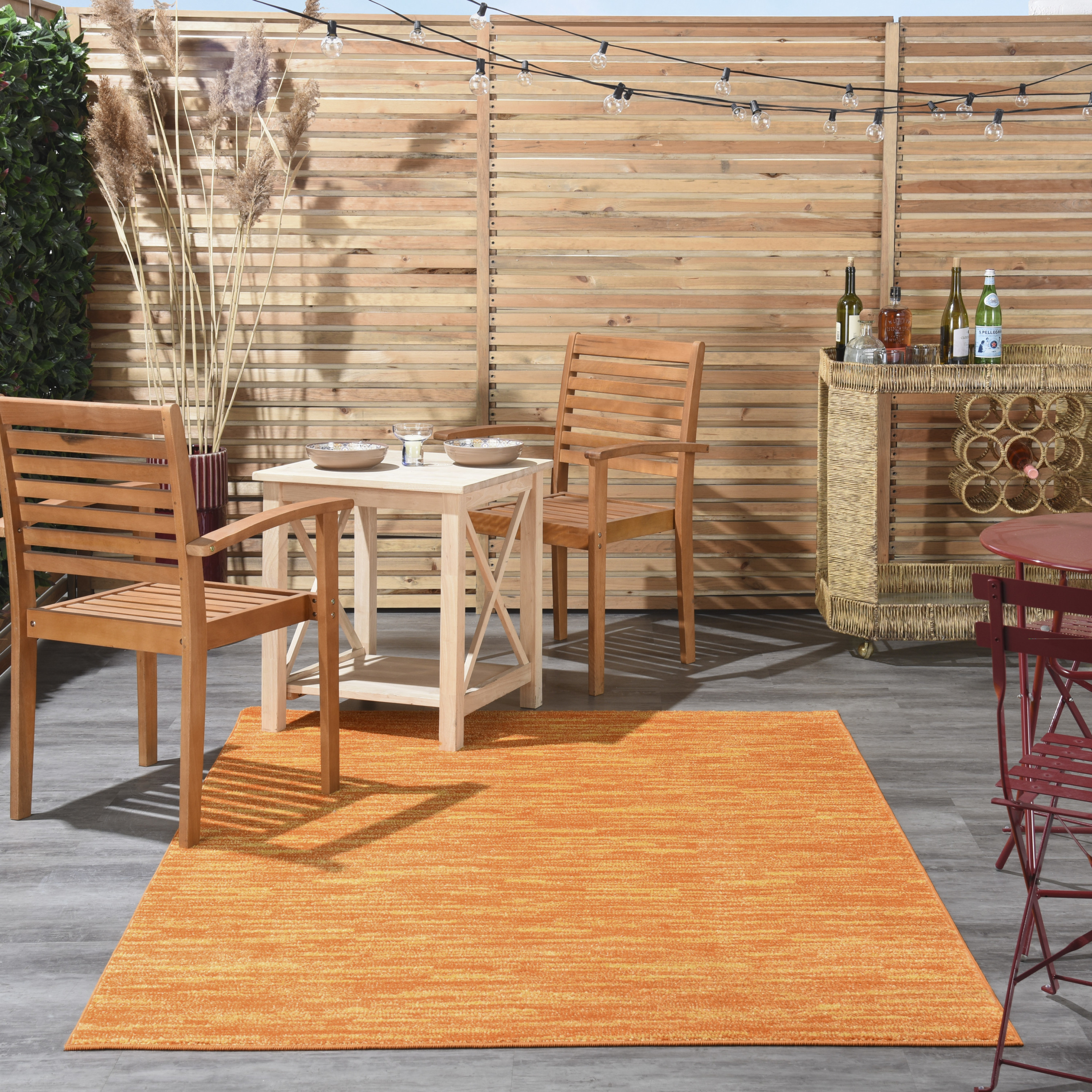 Nourison Nourison Essentials 6' x 9' Sunburst Outdoor Rug