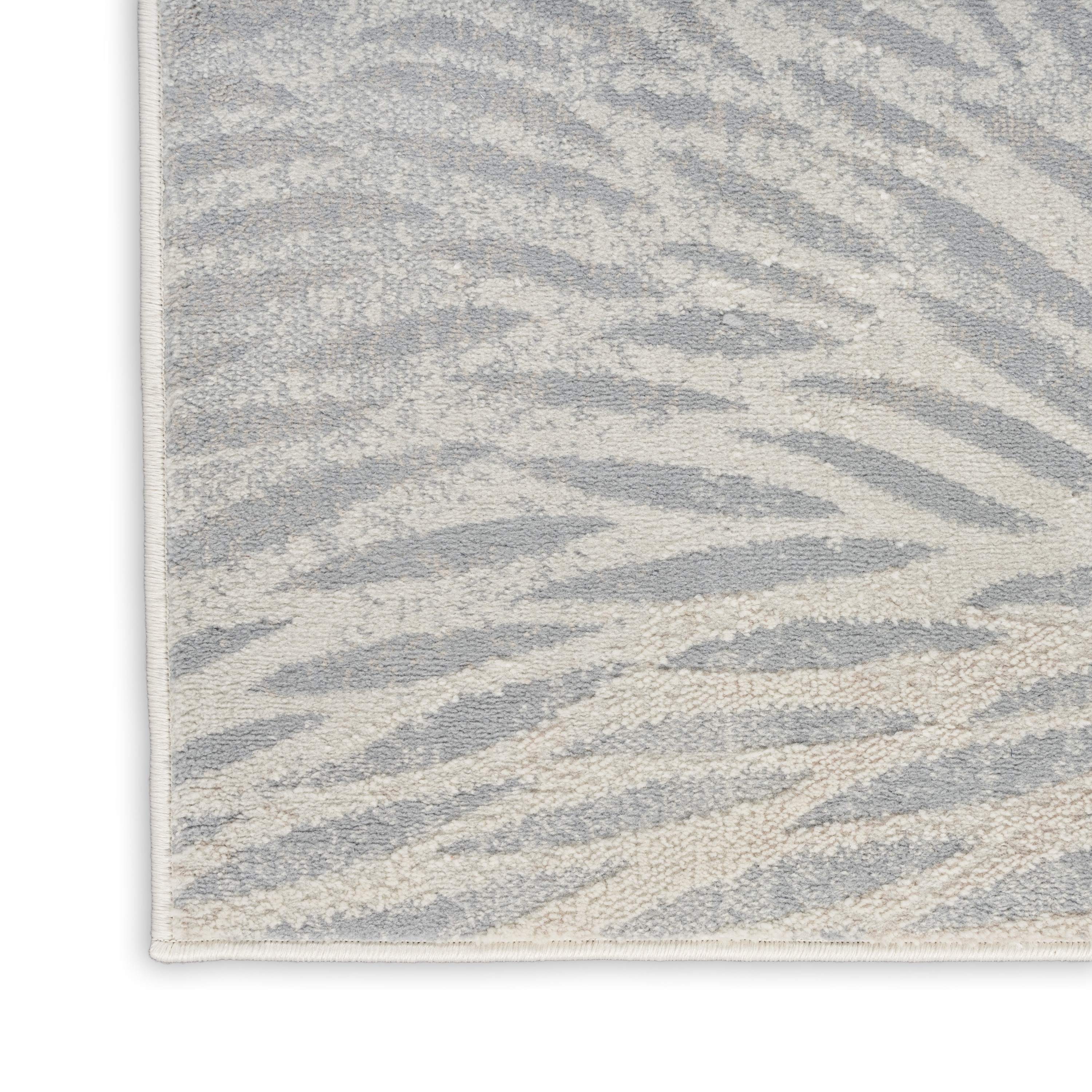 Nourison Lillian 5'3" x 7'3" Ivory Grey Modern Indoor Rug