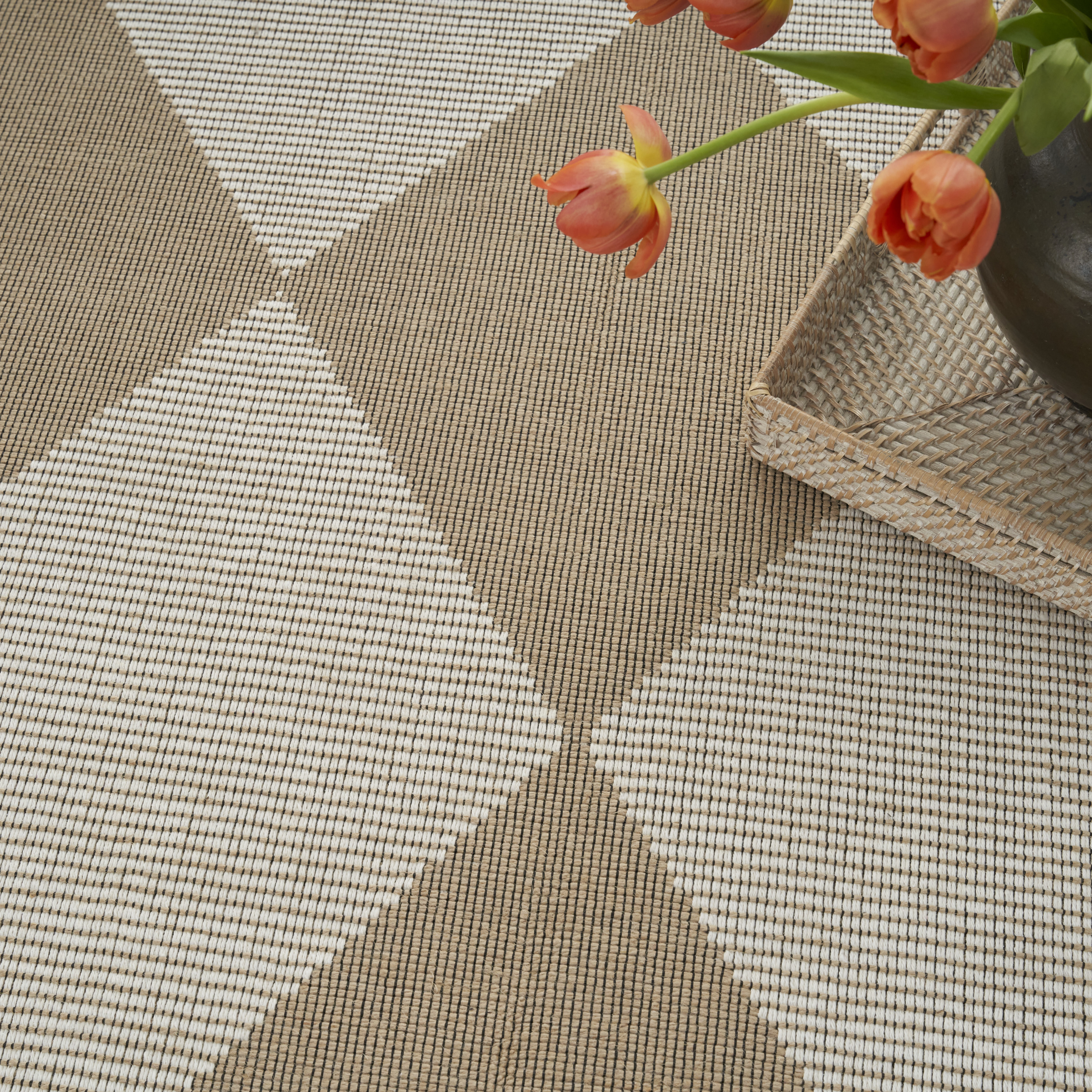 Nourison Washable Modern Jute 3'11" x 5'11" Natural Ivory Modern Indoor Rug