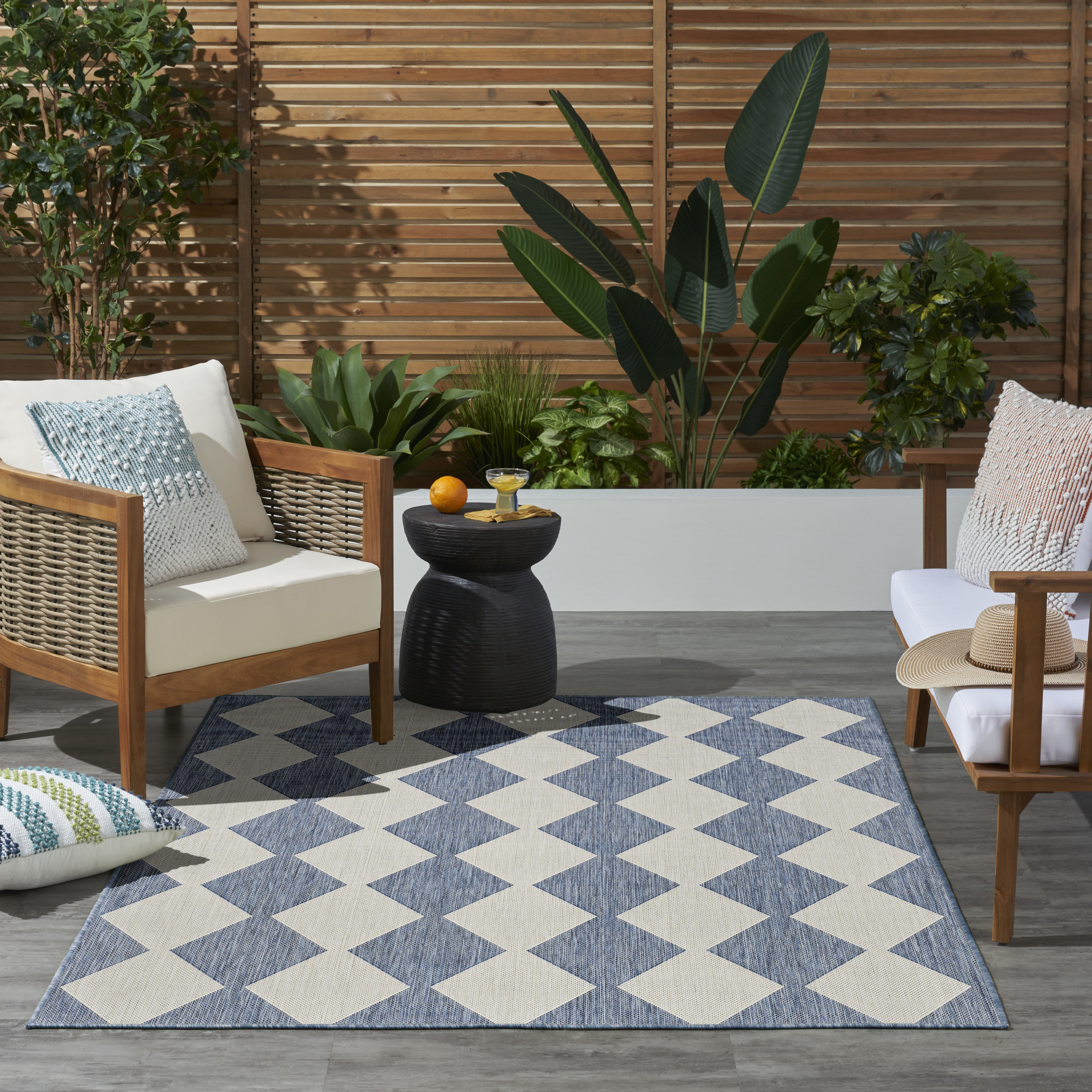 Nourison Positano 4' x 6' Navy Blue Modern Rug