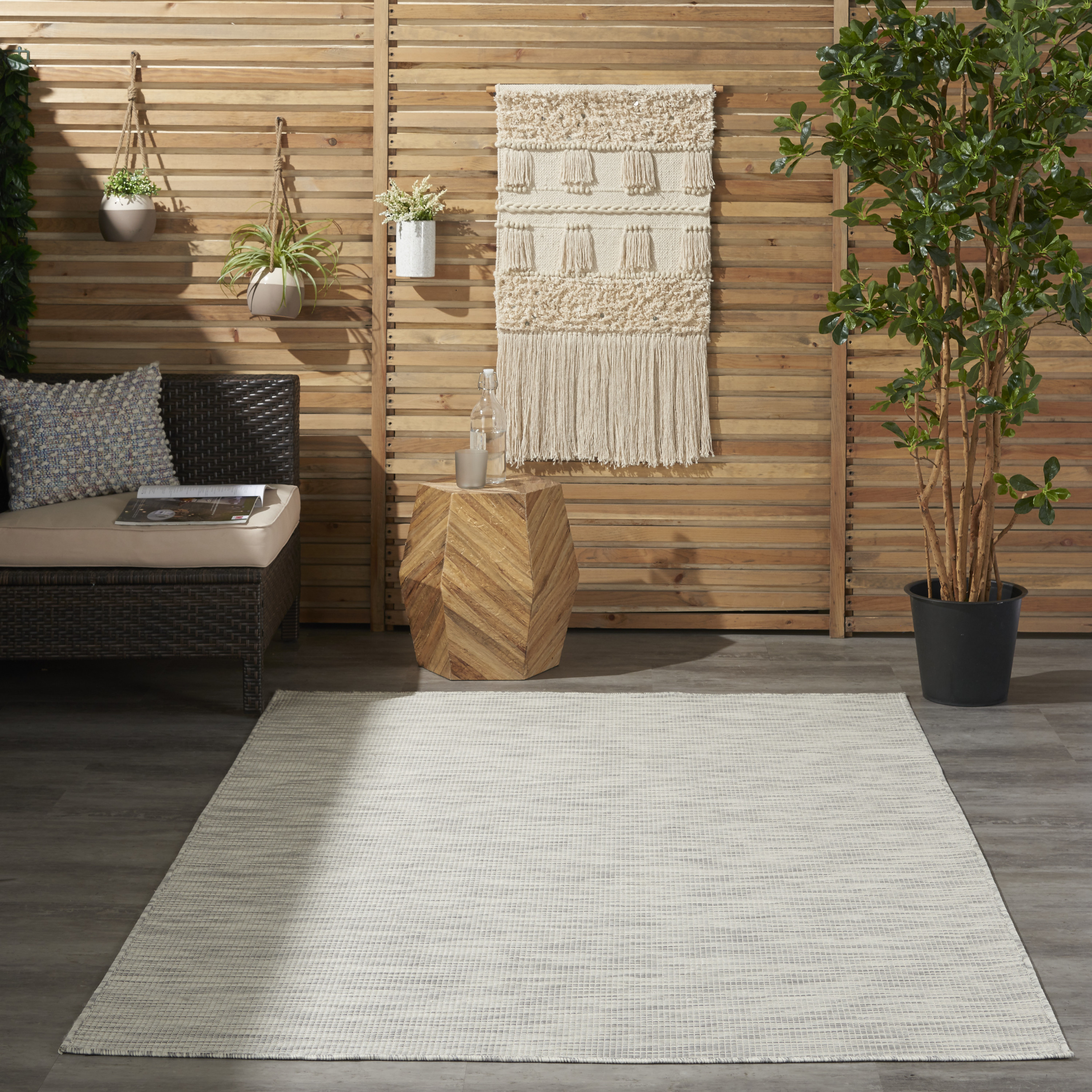 Nourison Positano 5' x 7' Light Grey Modern Rug