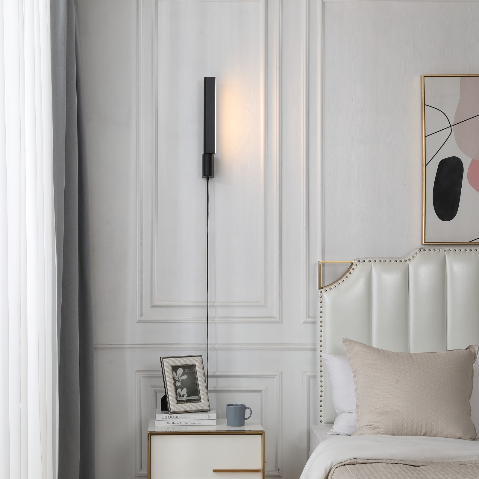 Ma'or Wall Sconce — installation 1