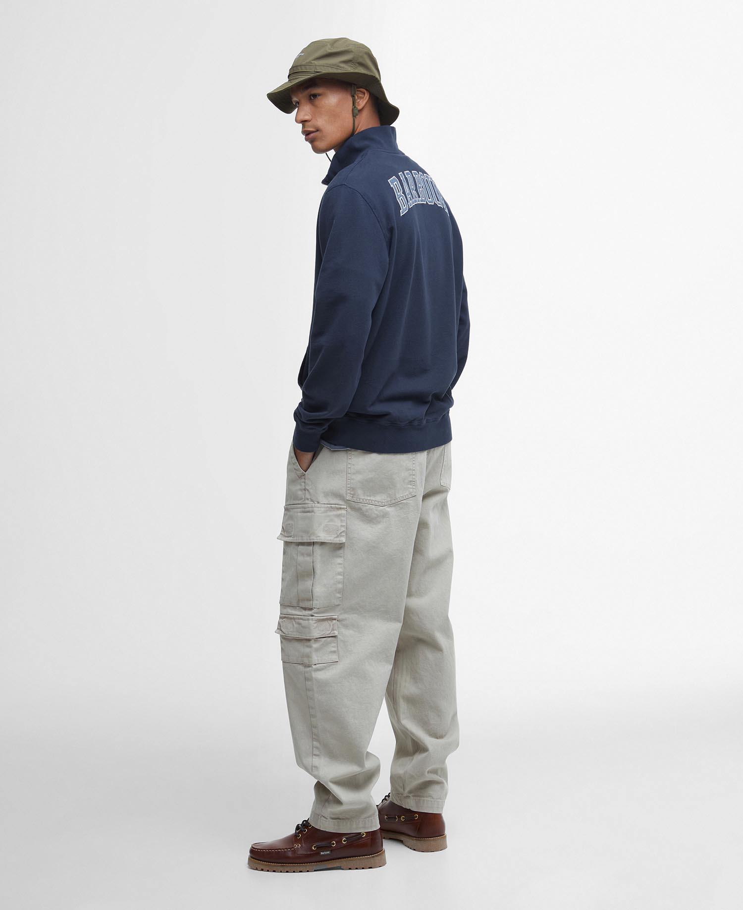 Pullover Skipton Half-Zip image number 1
