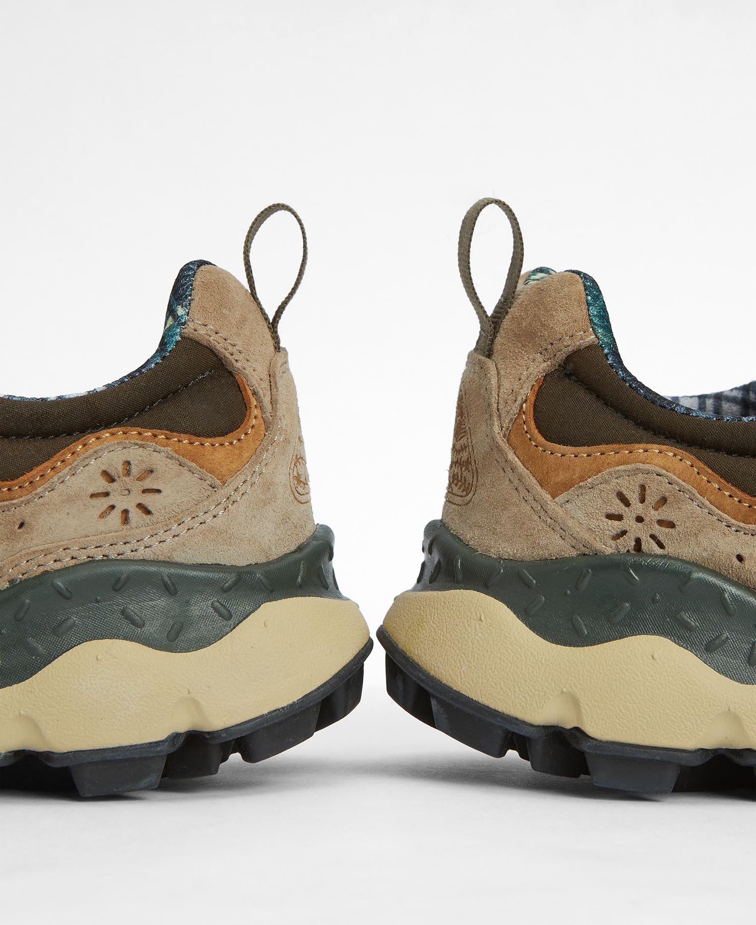 Barbour x Flower Mountain Sneaker Yamano 3 Uni image number 4