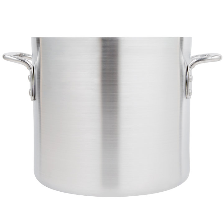 12-quart Arkadia™ aluminum stockpot in natural finish