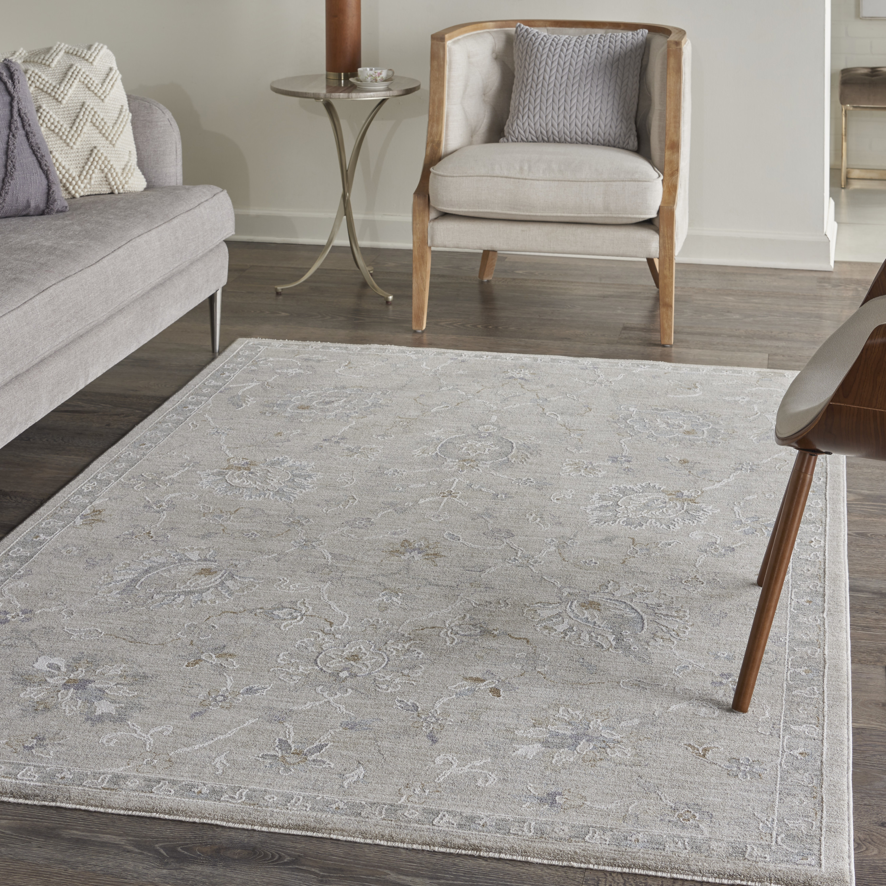Nourison Infinite 3'11" x 5'11" Light Grey Vintage Indoor Rug