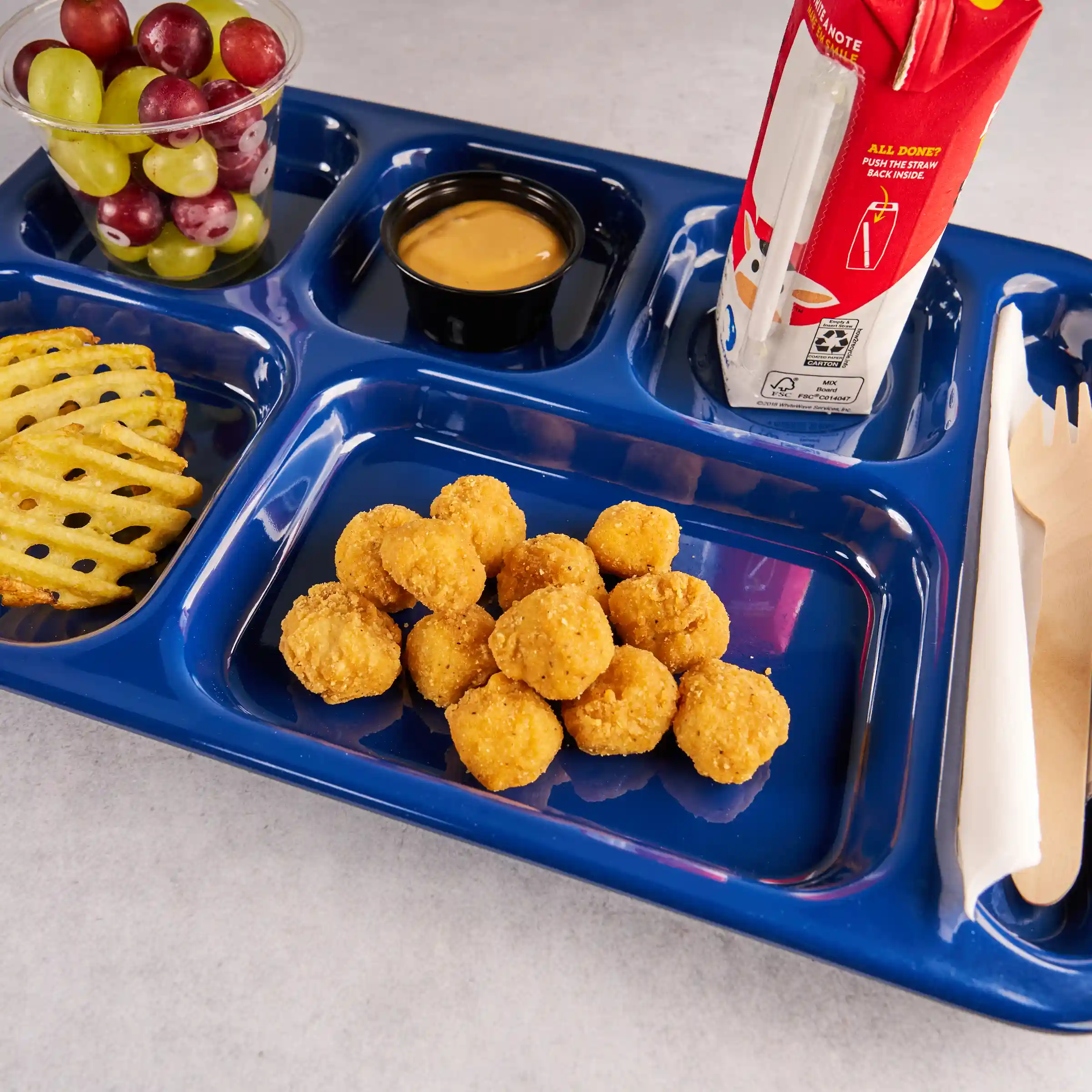 Tyson® Fully Cooked Whole Grain Golden Crispy Popcorn Chicken, 0.28 oz., CN https://images.salsify.com/image/upload/s--8uzSxZxR--/q_25/223ff1d2aabccab52a6eb527c8d0e58534a49d54.webp