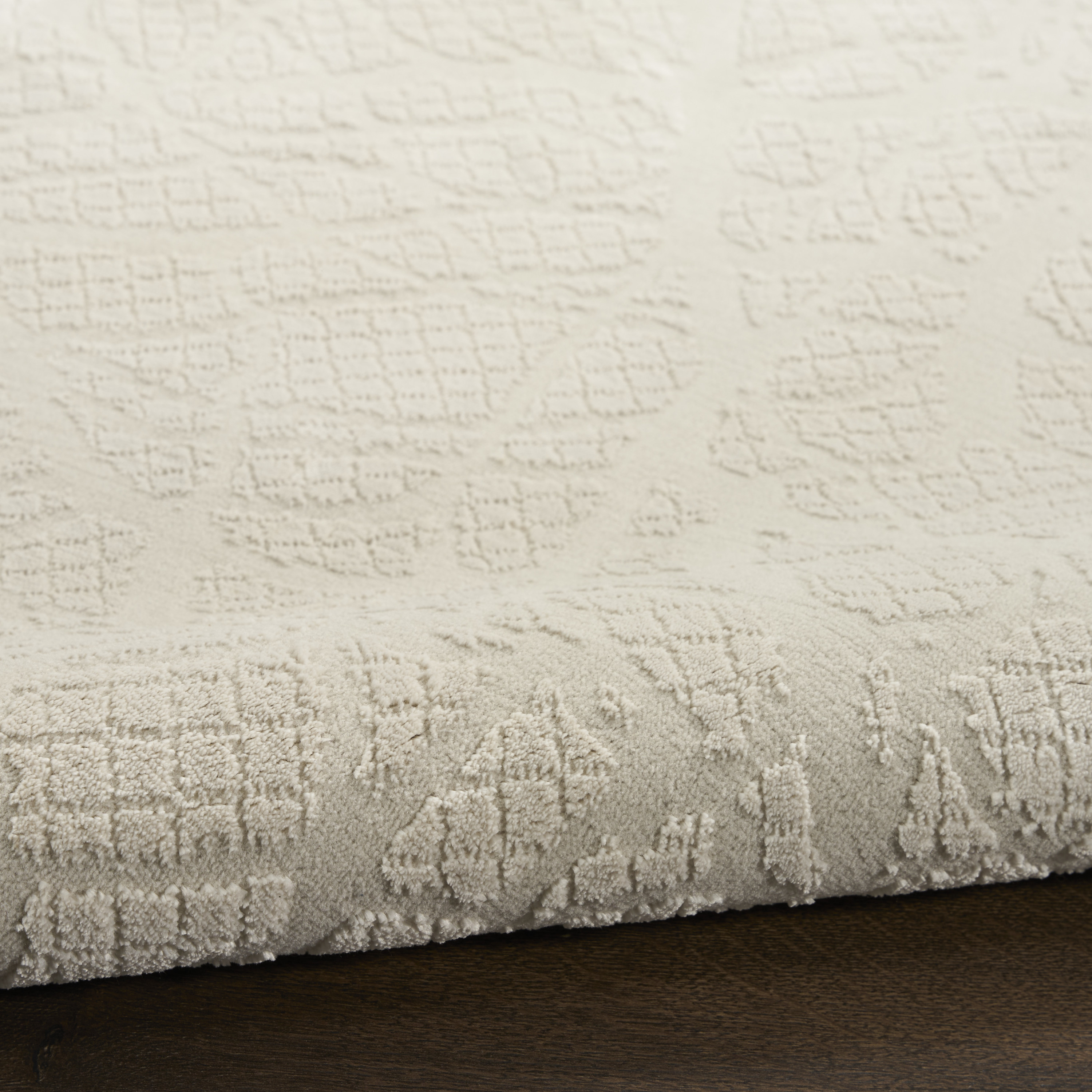 Nourison Desire 7'10" x 9'10" Beige Modern Indoor Rug