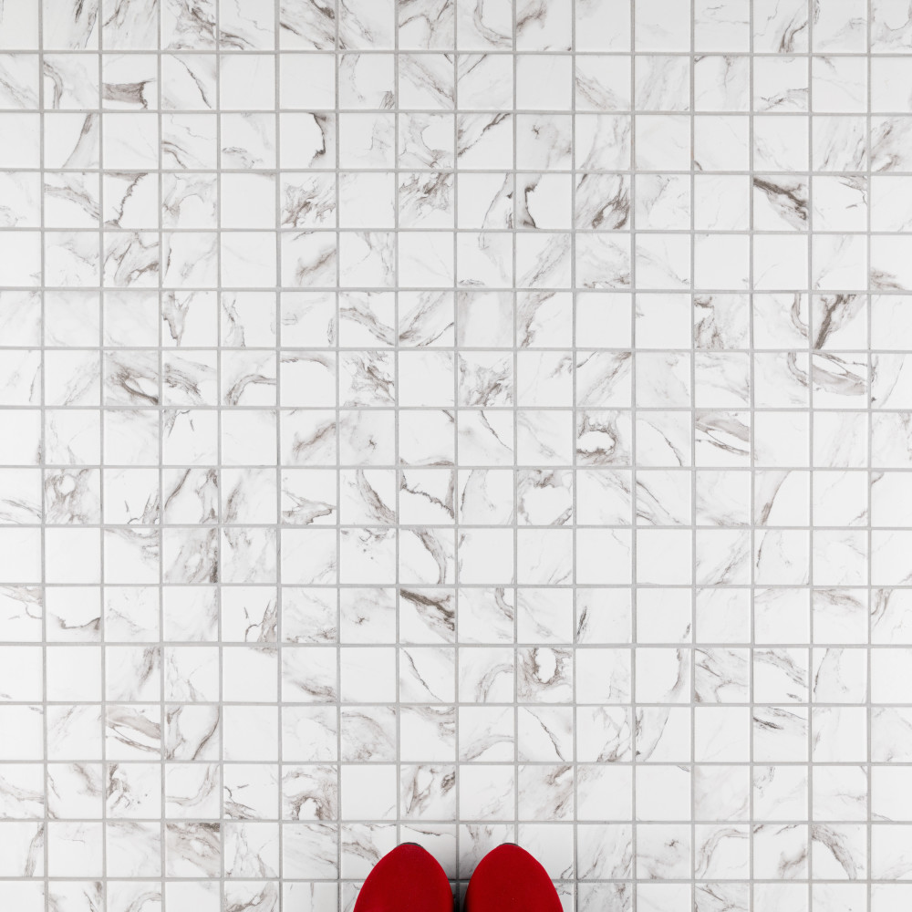 Sample – Katina Calacatta Porcelain Mosaic Tile