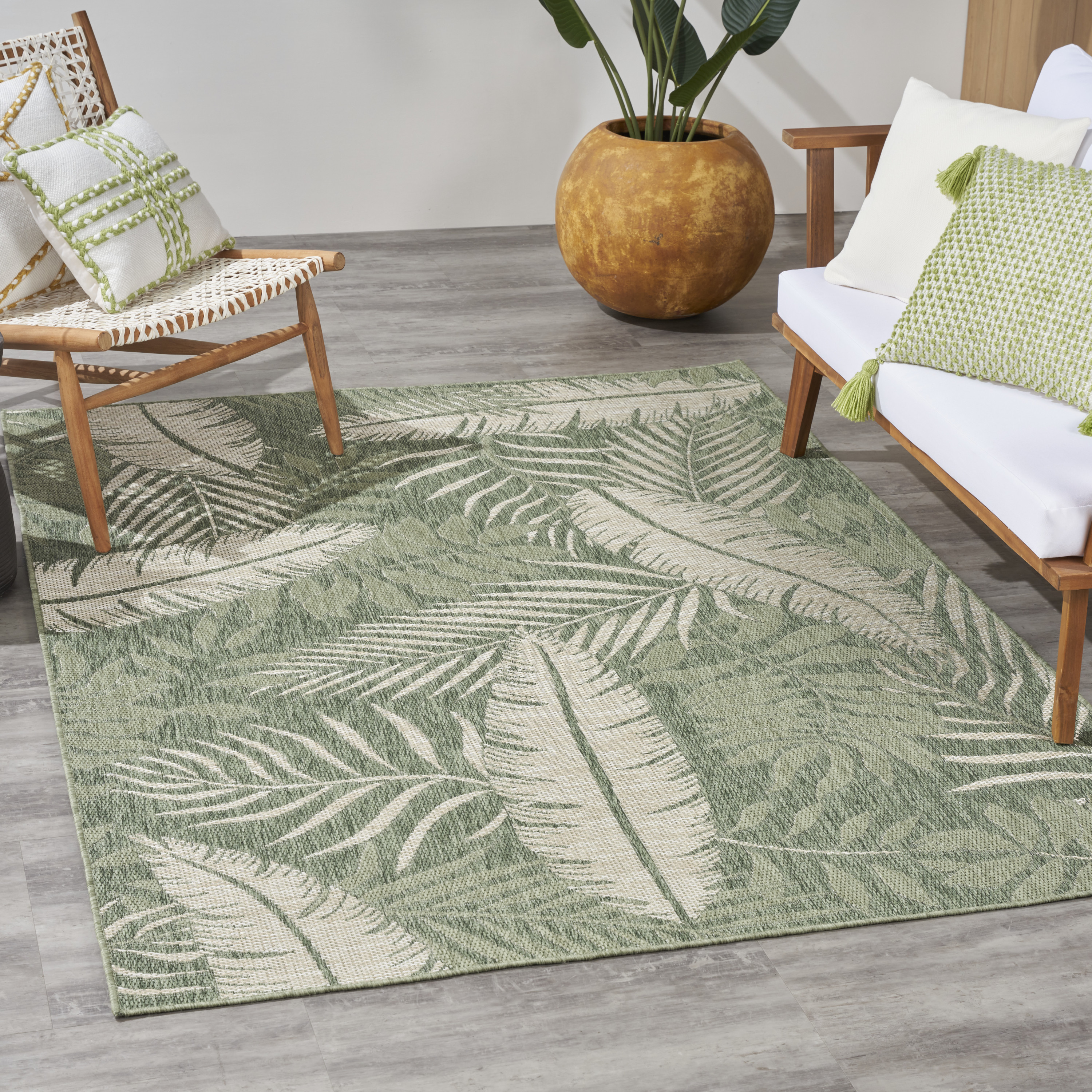Nourison Garden Oasis 5' x 7' Green Ivory Outdoor Rug