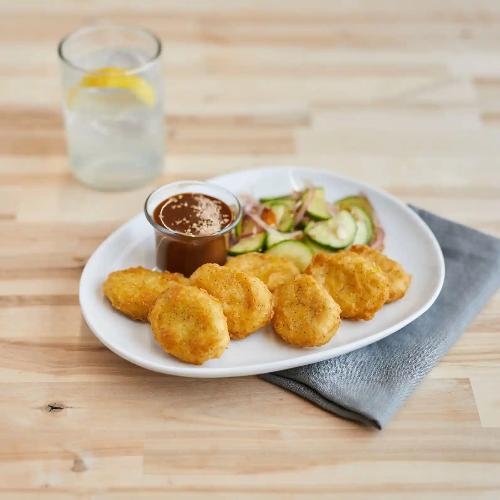Tyson Red Label® Uncooked Tempura Battered Chicken Breast Nuggets https://images.salsify.com/image/upload/s--kyxAXGKK--/q_25/pjtapvs2sjro4vfe0bvq.webp