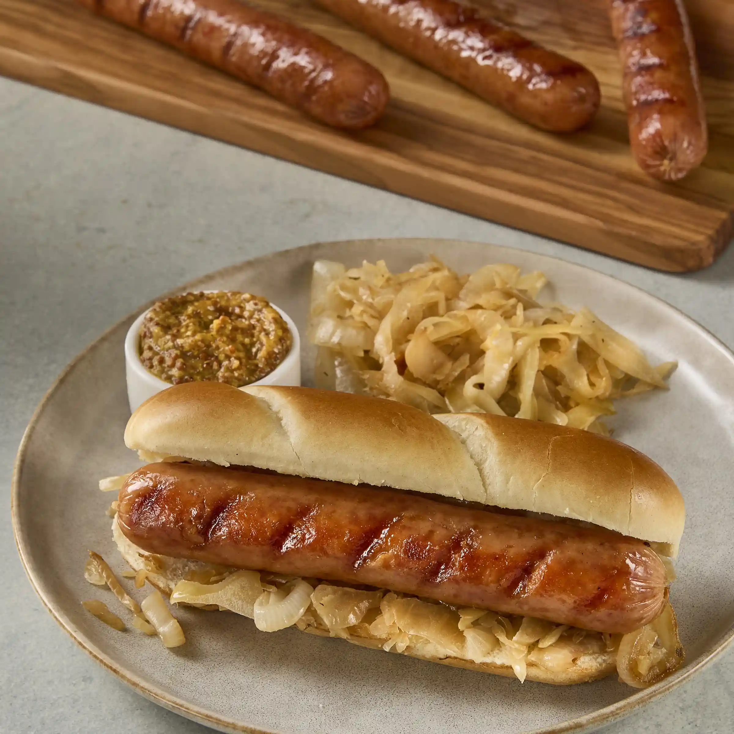 Hillshire Farm® Cheddarwurst® Fully Cooked Polish Skinless Dinner Sausage Links, 6:1 https://images.salsify.com/image/upload/s--RwI99xGj--/q_25/8b5a68d027998101099dc8d49cb5339dacac08ec.webp