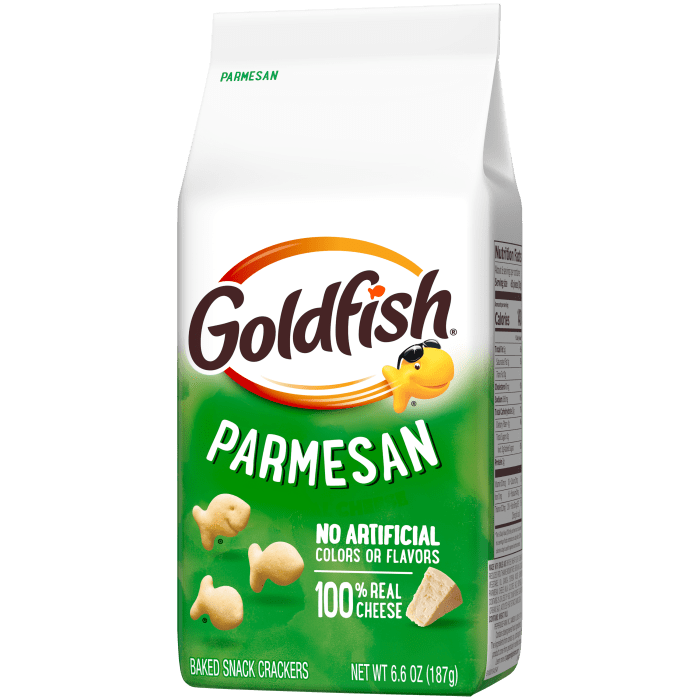 Goldfish® Parmesan Baked Snack Crackers, 6.6 oz, bag - Right Angle Image