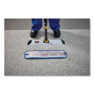 Rubbermaid Commercial, HYGEN™ PULSE™, Microfiber Spray Mop Kit, Yellow