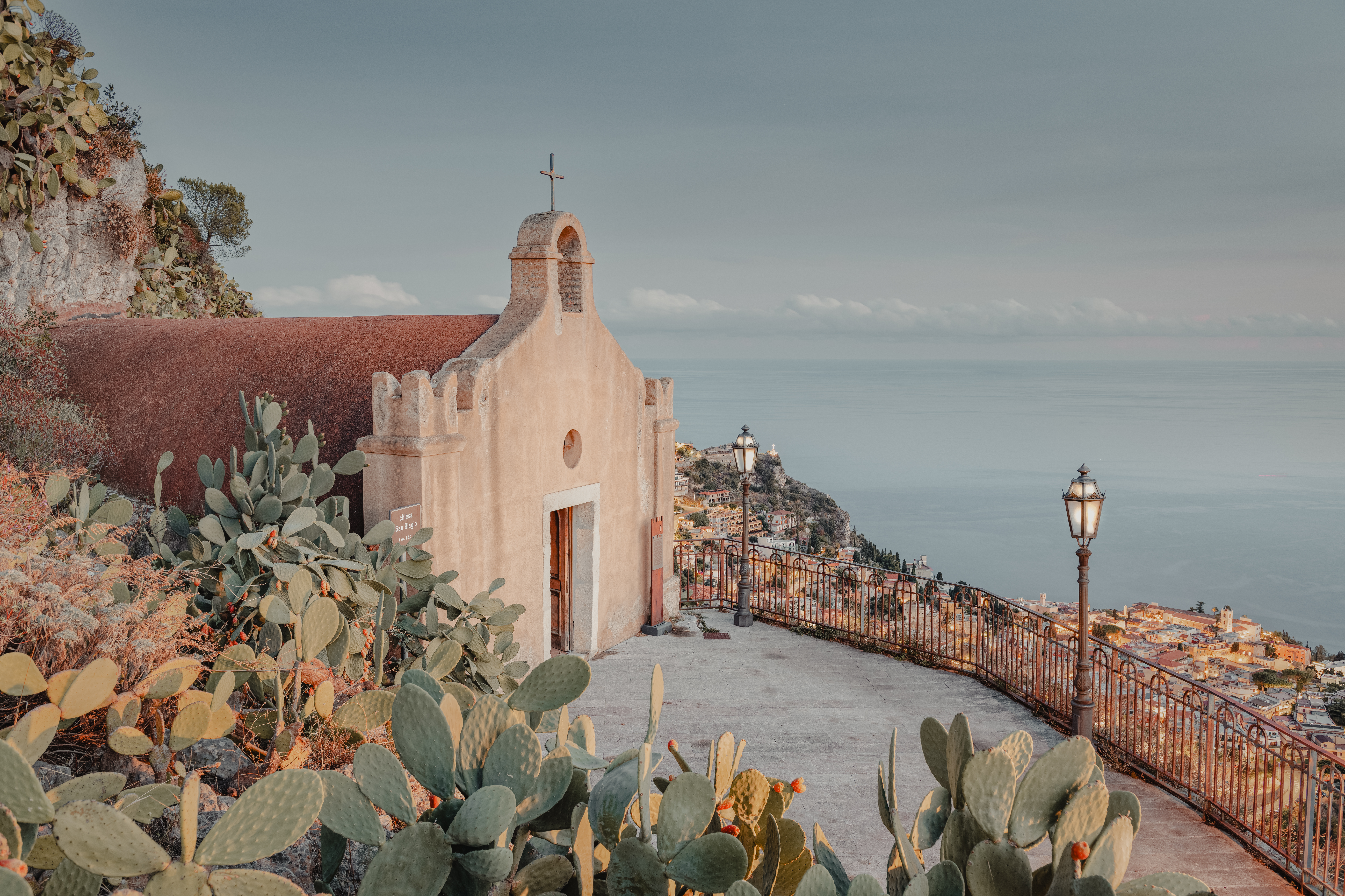 Civitavecchia (Rome) → Civitavecchia (Rome) (15 nights)