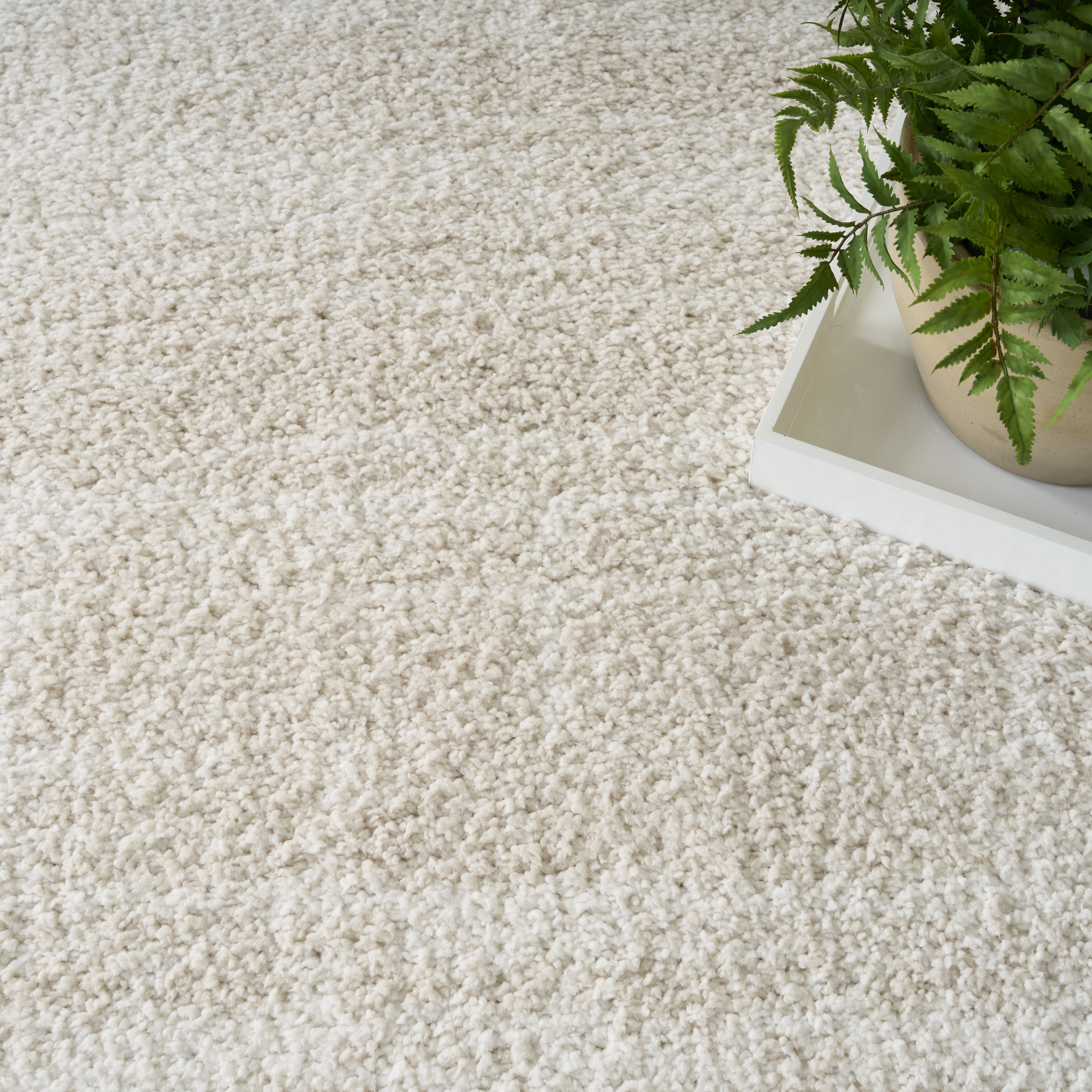 Nourison Modern Shag 7'10" x 9'10" Ivory Beige Modern Indoor Rug