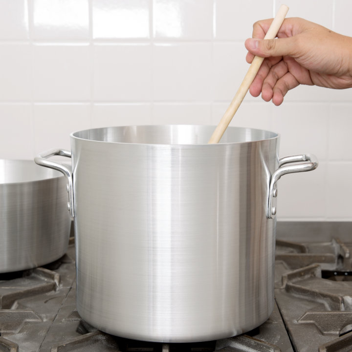 12-quart Arkadia™ aluminum stockpot in natural finish