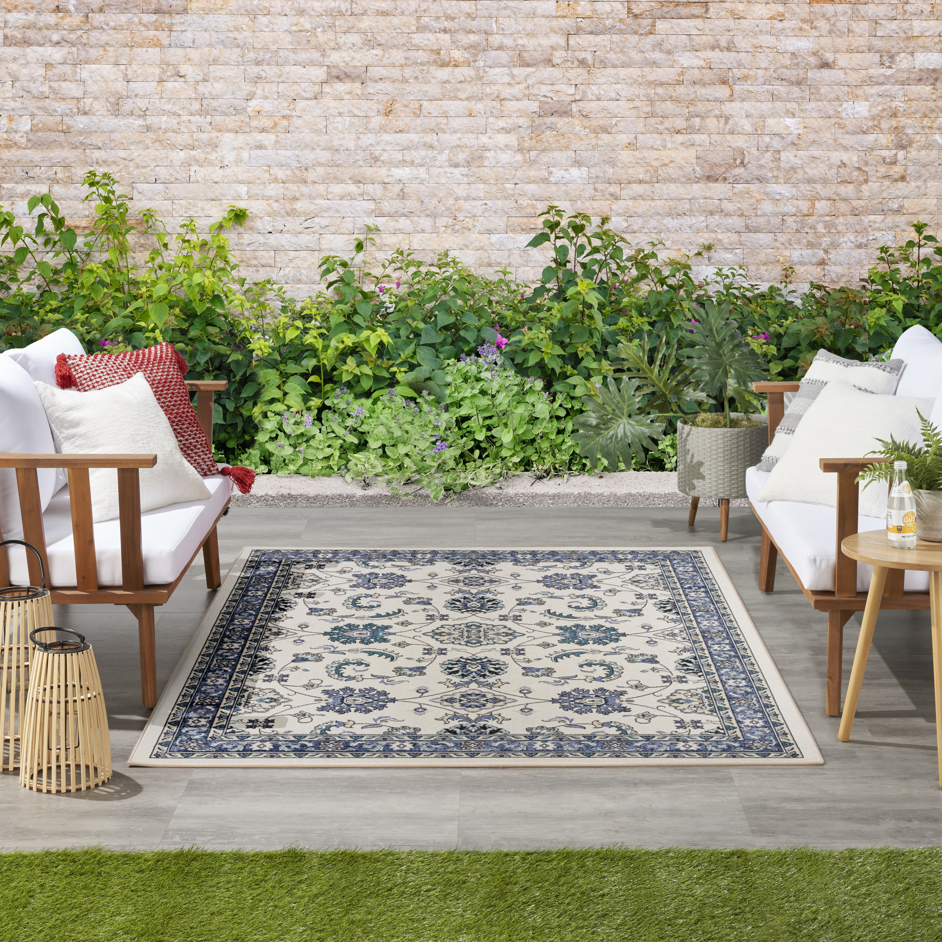 Nourison Nourison Essentials 4' x 6' Ivory Blue Vintage Rug