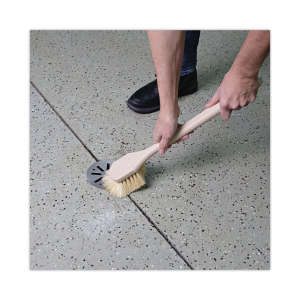 Boardwalk, 5.5in, Utility Brush w/ 14.5in Handle, Tampico Bristles, Cream