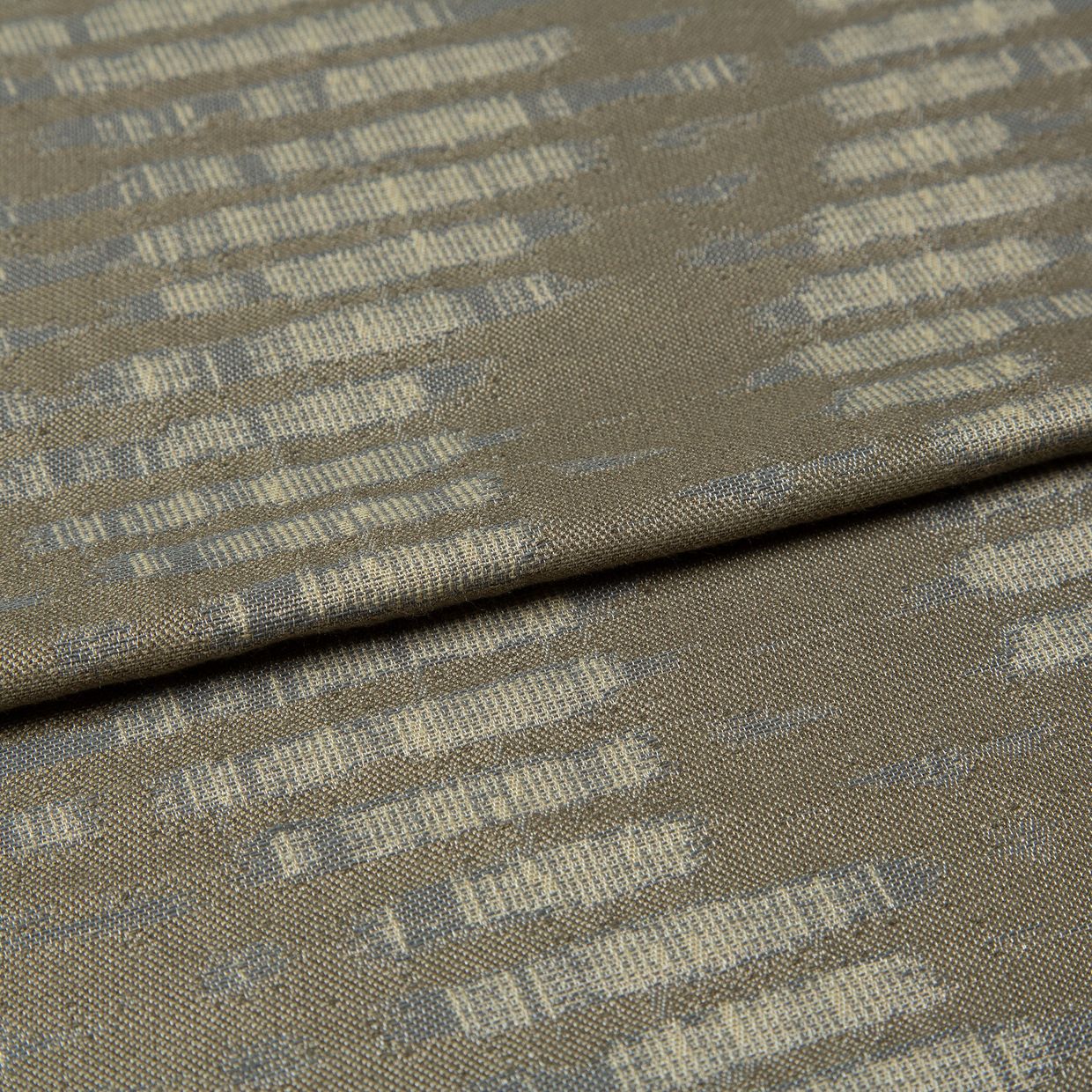 Cadillac Boa Curtain