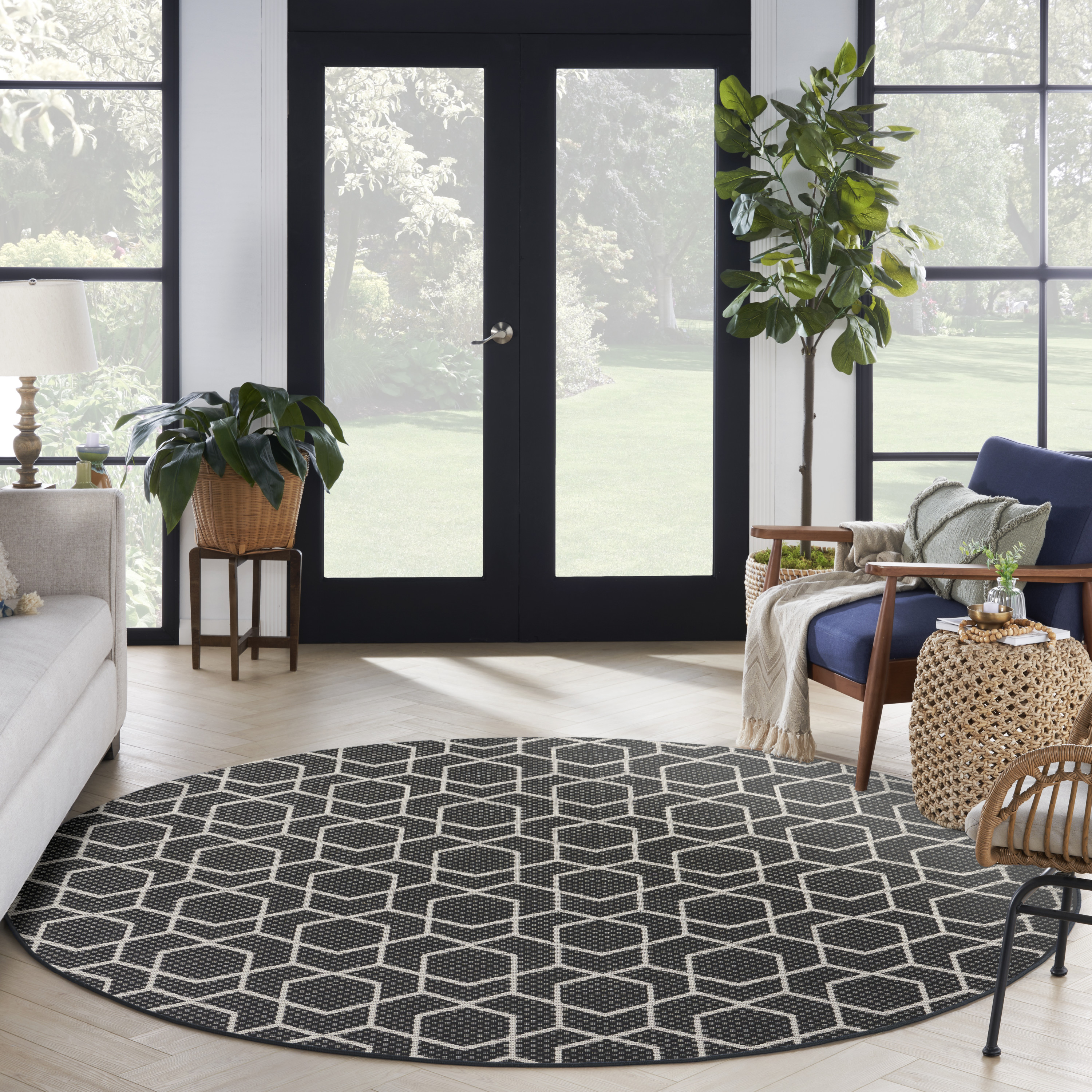 Nourison Horizon Indoor/Outdoor 8' x Round Black Modern Rug